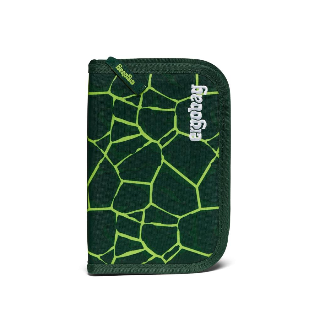 Ein grünes Federmäppchen mit einem Muster aus miteinander verbundenen Formen. Das Wort 'ergobag' ist sichtbar.