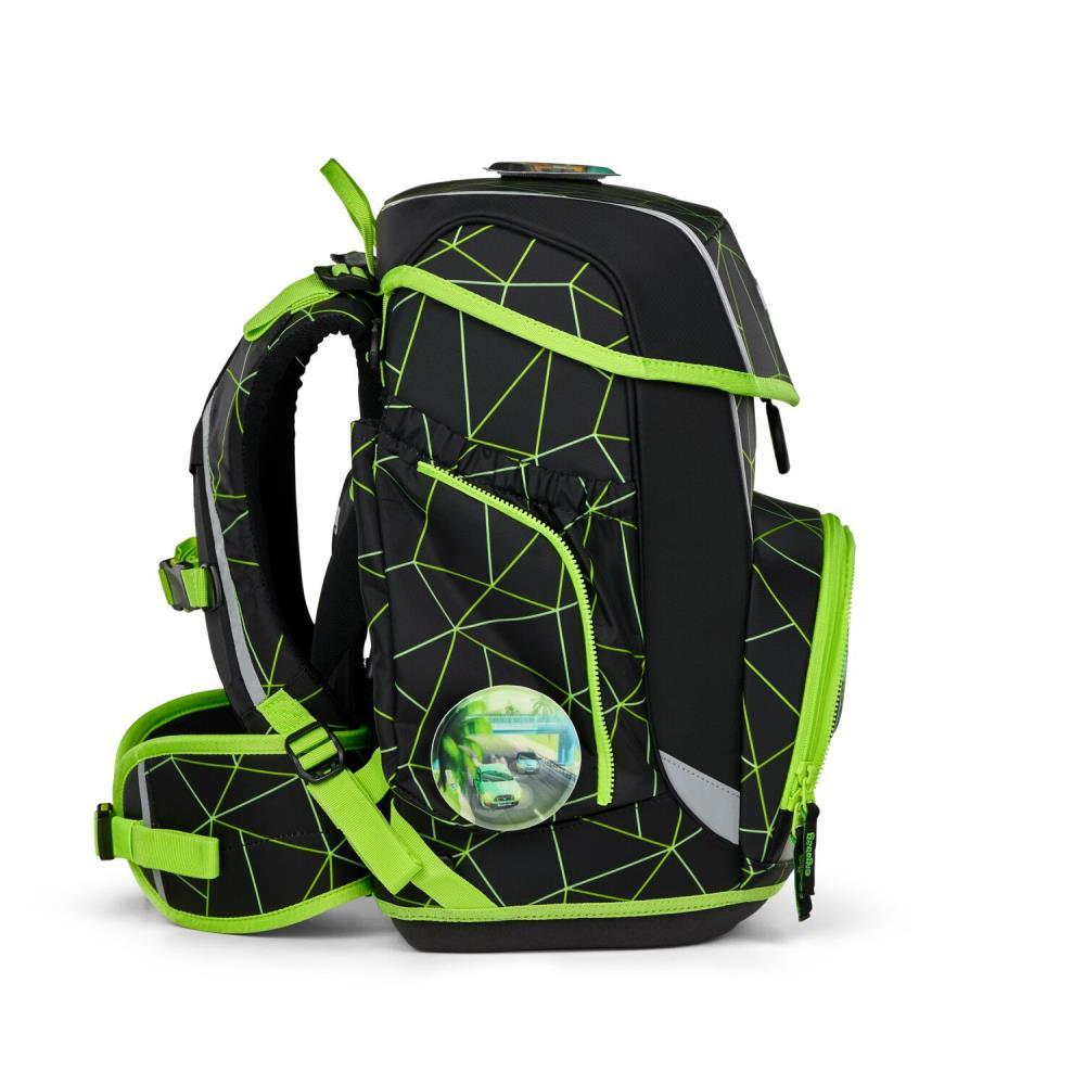 Schwarzer Rucksack mit neongrünen Akzenten und geometrischen Mustern. Mit einem Auto-Szene-Patch und mehreren Fächern mit Reißverschlüssen.