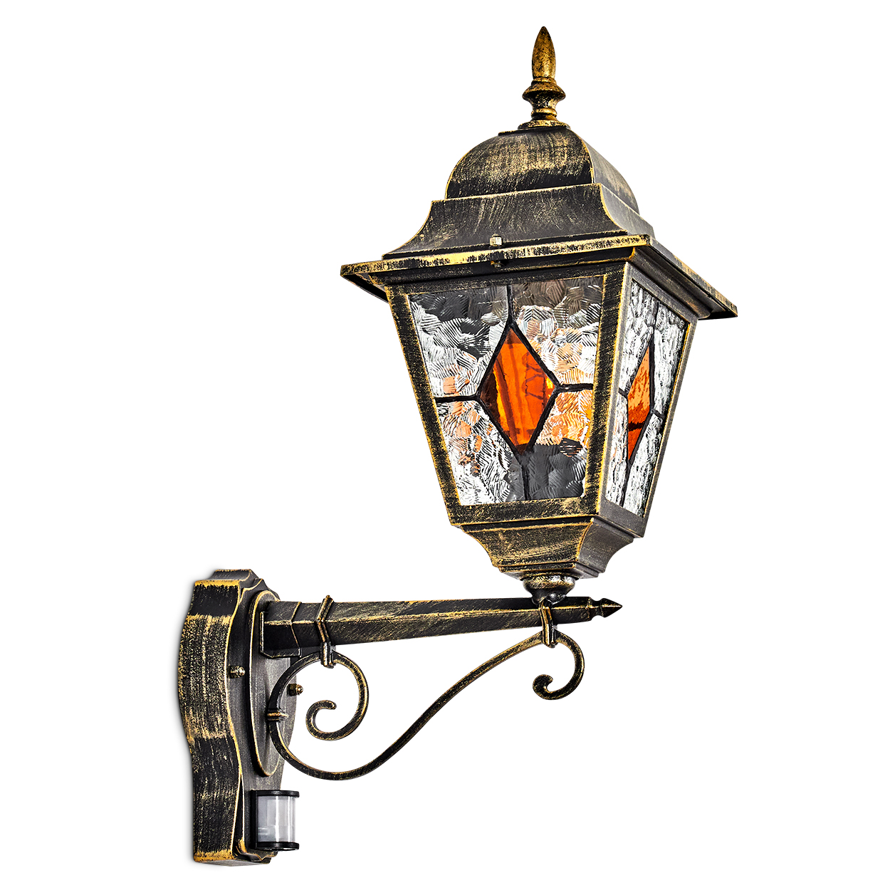 Eine verzierte Wandlampe mit bernsteinfarbenen Glasscheiben, schwarz-goldener Metallarbeit und einer dekorativen Halterung.