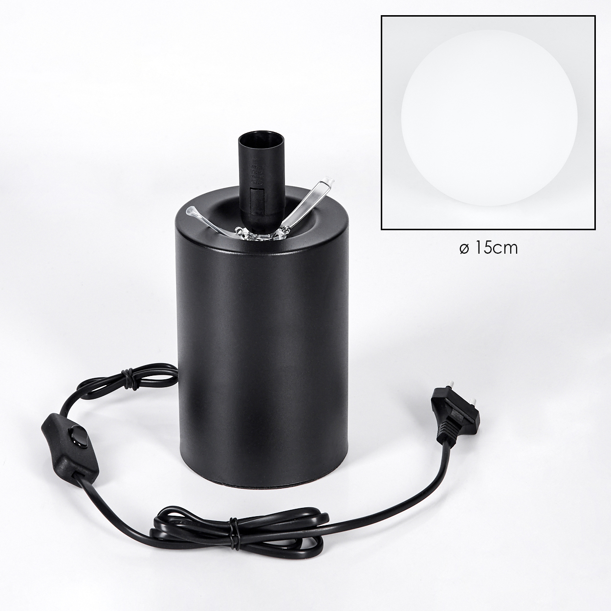 Schwarzer zylindrischer Lampensockel mit Netzkabel, Schalter und Stecker. Eine weiße Kugel ist in der Ecke gezeigt.