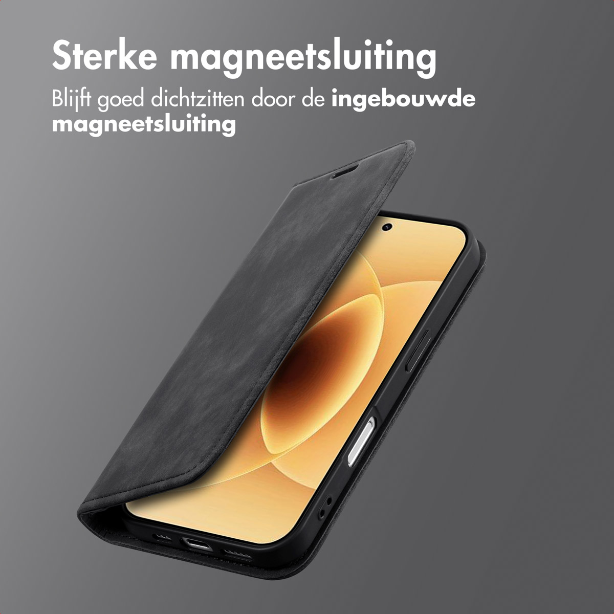 Een telefoon in een zwarte hoes met de klep open. Het scherm is zichtbaar. Tekst bovenaan: 'Sterke magneetsluiting'.