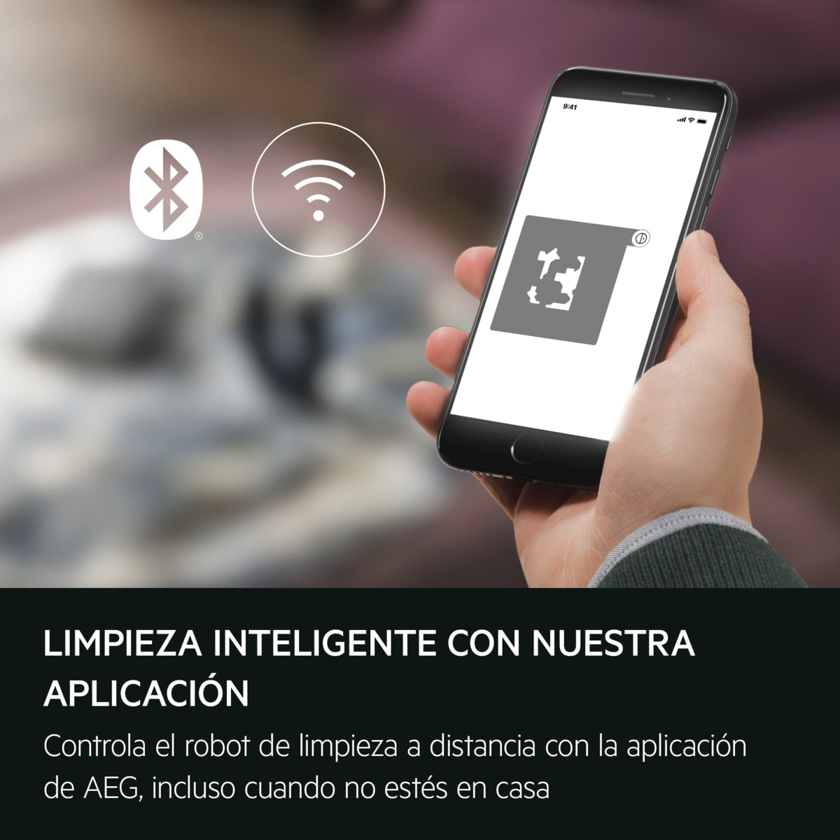 Una mano sostiene un teléfono que muestra un mapa. Se ven iconos de Bluetooth y Wi-Fi. El texto dice 'Limpieza inteligente con nuestra aplicación'.
