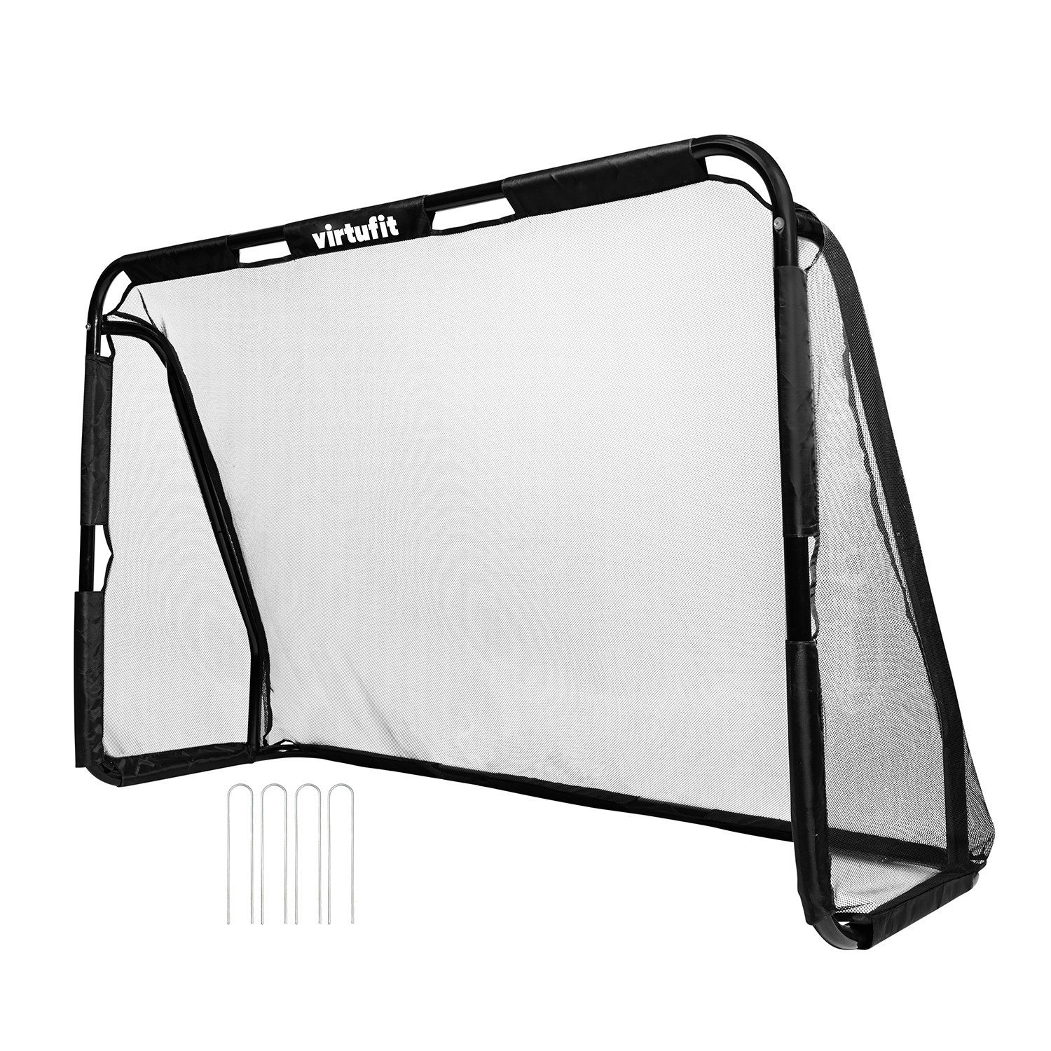 Una porta da calcio nera con rete e picchetti su sfondo bianco. Il marchio 'virtufit' è visibile sulla barra superiore.