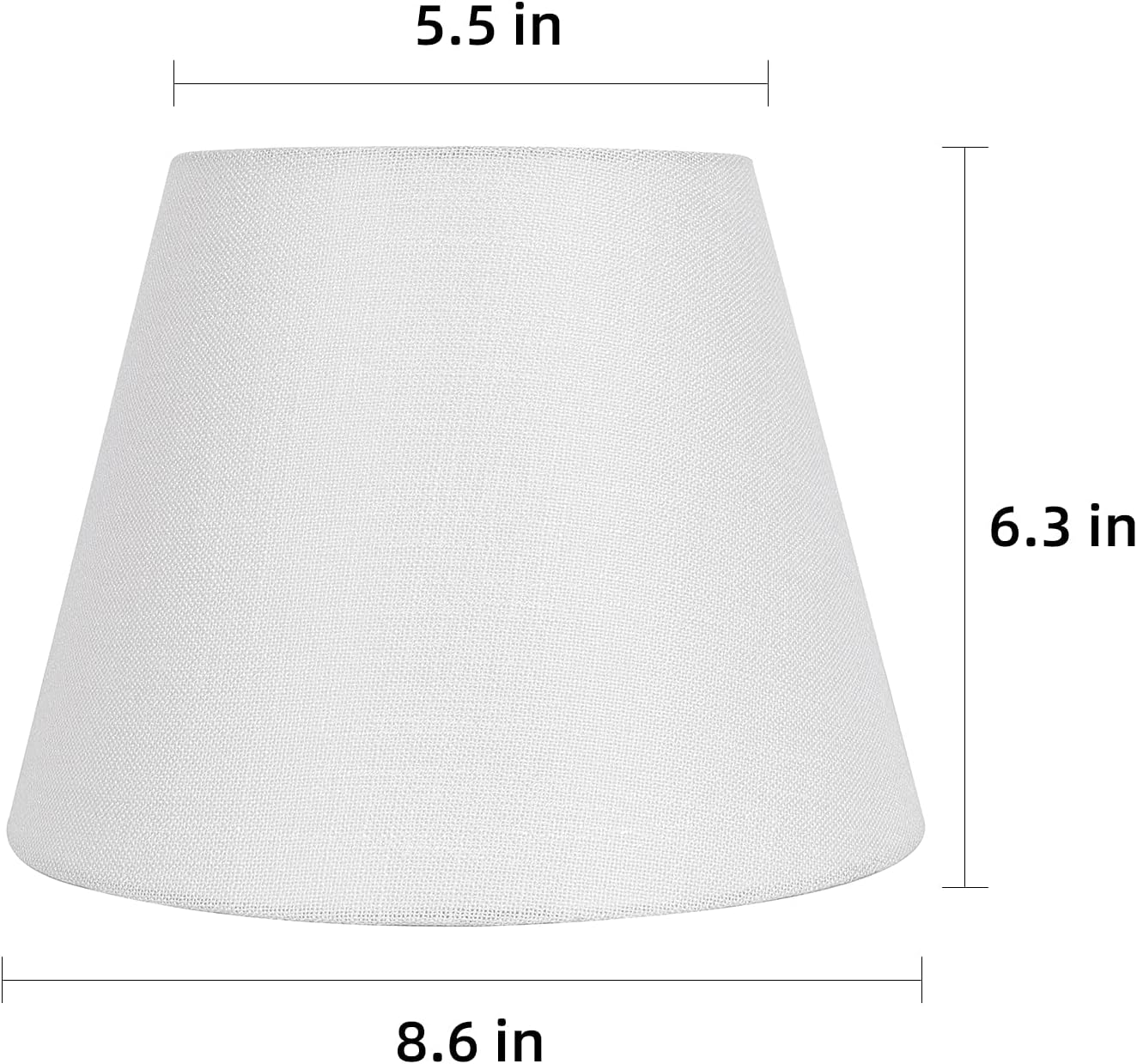 Ein weißer Lampenschirm mit den Maßen: oben 5,5 Zoll, unten 8,6 Zoll und 6,3 Zoll hoch. Es hat eine konische Form.