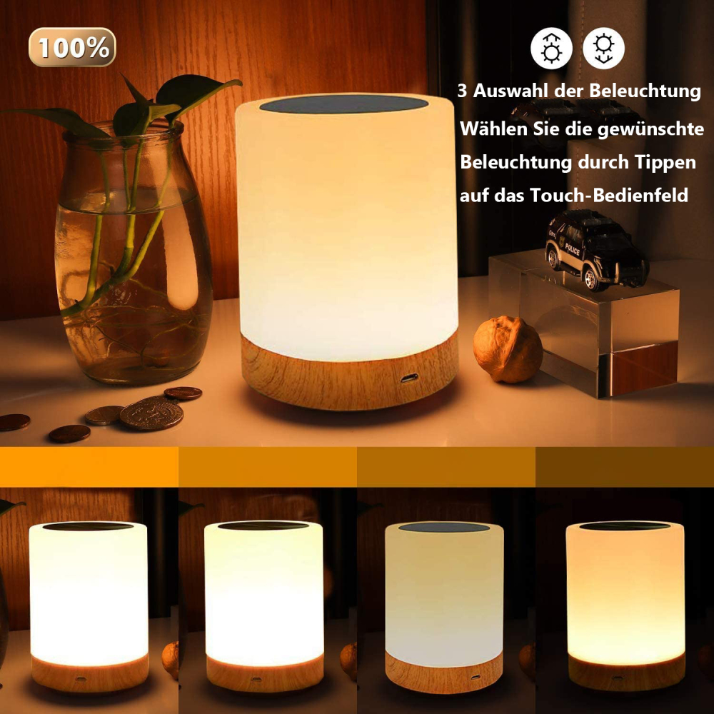 Eine leuchtende Lampe mit Holzsockel, eine Pflanze in einer Vase, Münzen und ein Polizeiauto sind zu sehen.