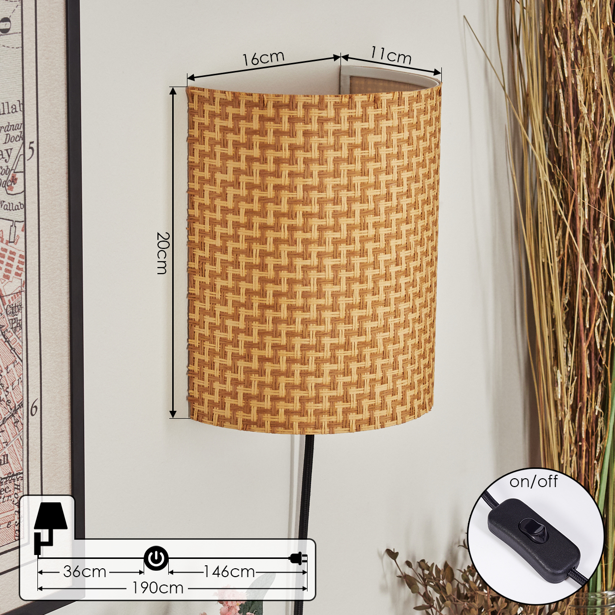Eine gewebte Lampe ist an einer Wand montiert. Abmessungen sind angegeben. Ein schwarzer Ein/Aus-Schalter und eine Karte sind ebenfalls zu sehen.