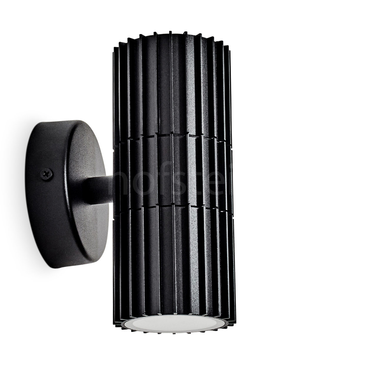 Eine schwarze zylindrische Wandleuchte mit geripptem Design. Sie hat einen runden Sockel und ein weißes Licht an der Unterseite.