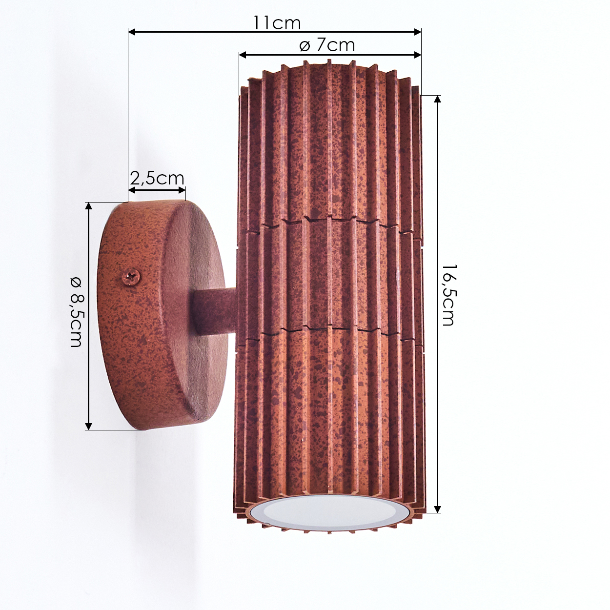 Eine rostbraune Wandleuchte mit zylindrischem Schirm (16,5 cm) und kreisförmiger Basis. Abmessungen sind angegeben.