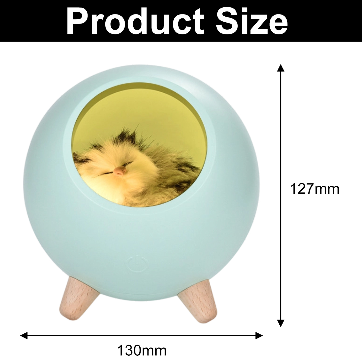 Ein Katzenbett in Kugelform mit einer schlafenden Katze darin. Maße: 130 mm x 127 mm. Das Bett ist hellblau mit Holzbeinen.