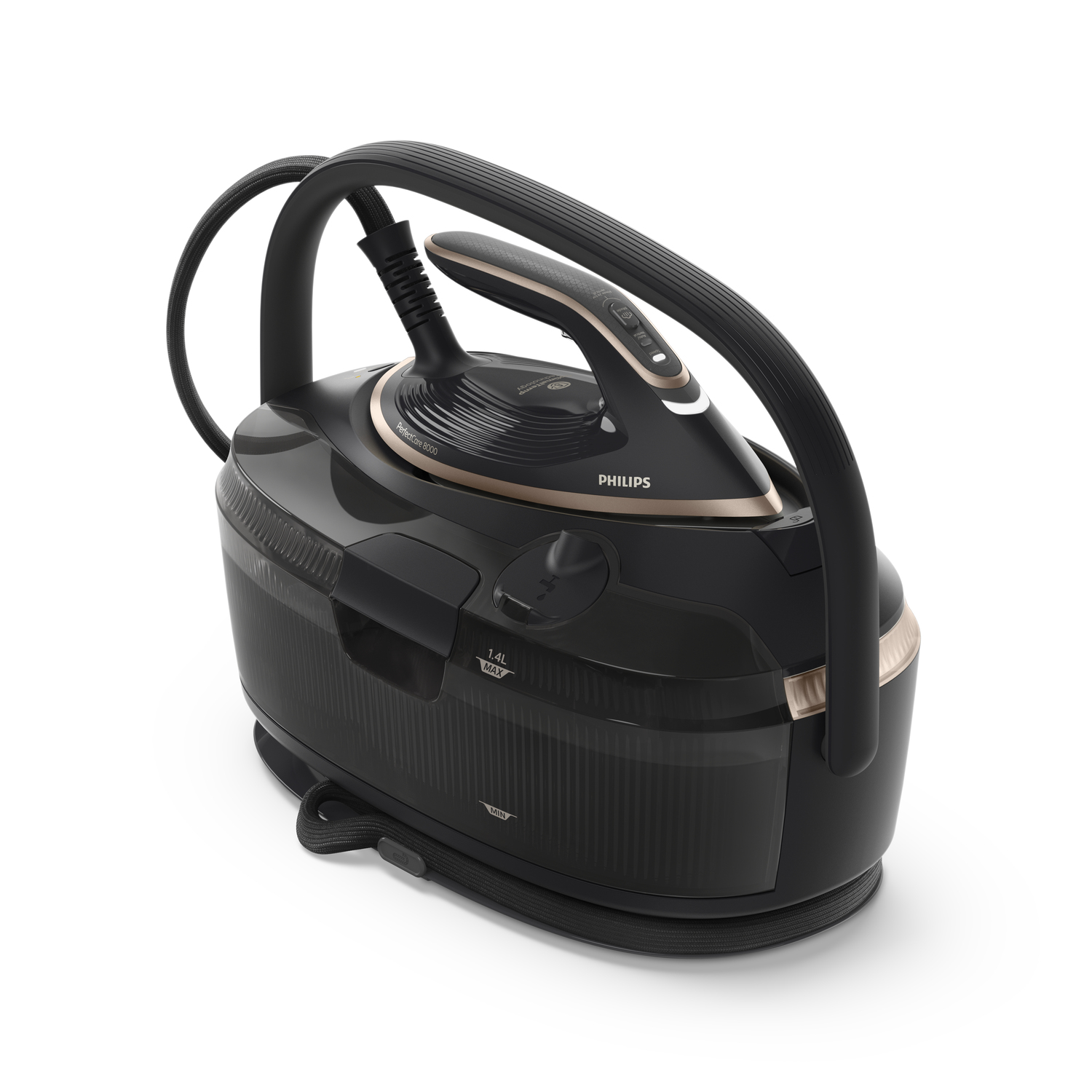 Ein schwarzes und goldenes Philips PerfectCare 8000 Bügeleisen. Es hat einen Griff, einen Wassertank und ein Kabel. Das Bügeleisen steht auf einer weißen Oberfläche.