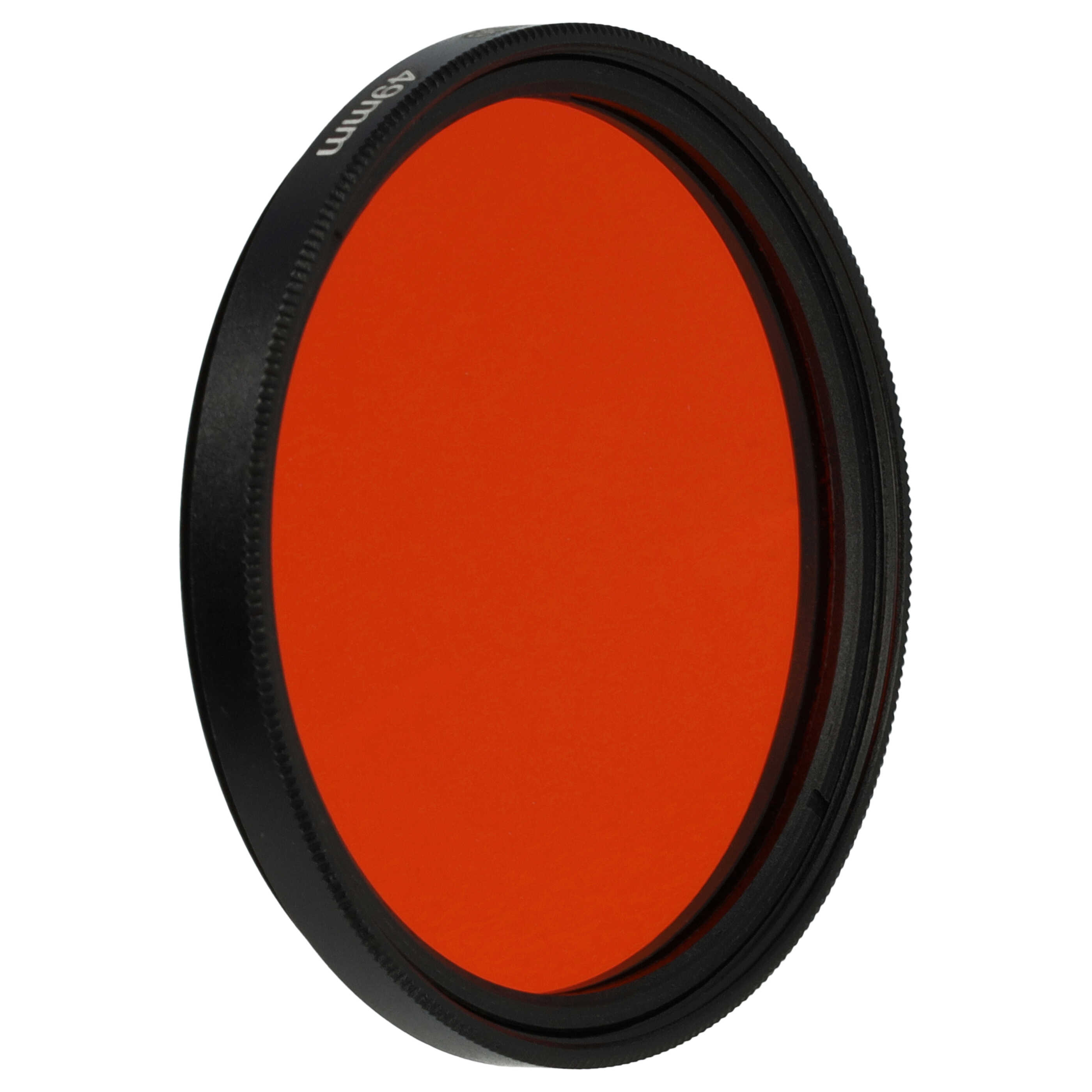 Ein kreisförmiger orangefarbener Filter mit schwarzem Rahmen. Der Filter hat eine 49-mm-Markierung.