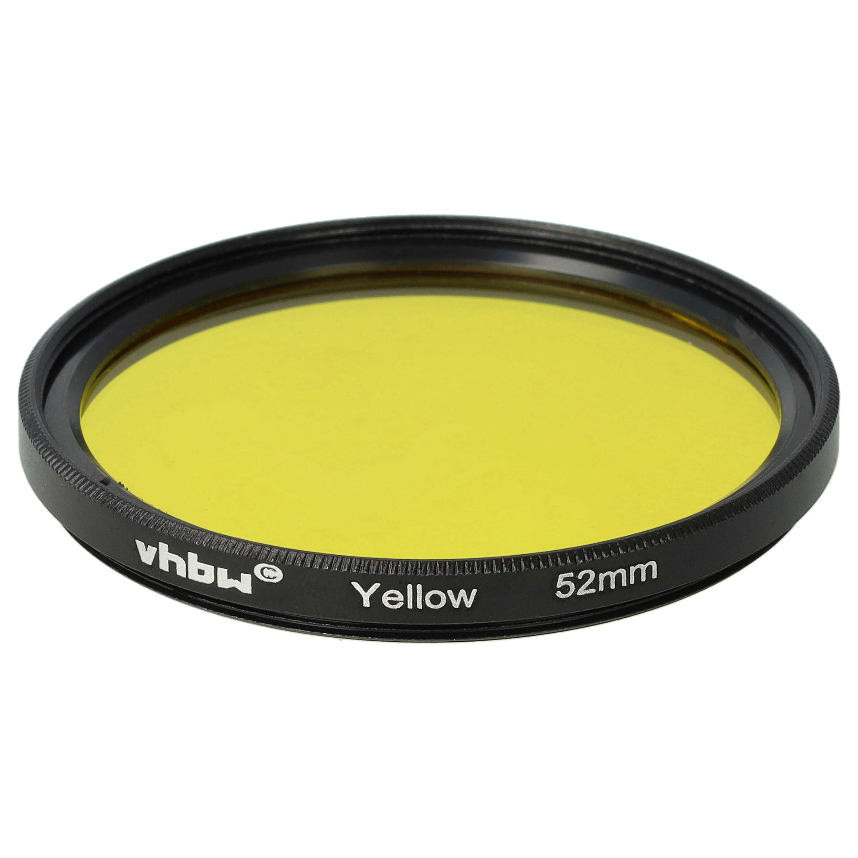Ein gelber 52-mm-Kameraobjektivfilter. Der Filter befindet sich in einem schwarzen Ring mit Markenname und Größe.