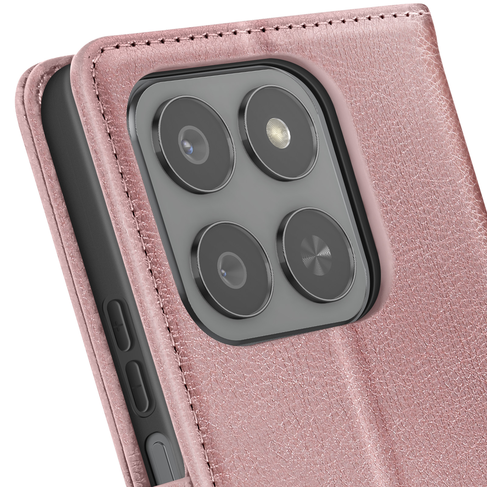 Primo piano di una custodia rosa per telefono con quattro obiettivi. La custodia ha una superficie strutturata e bordi cuciti.