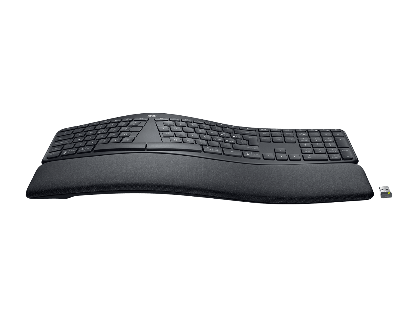 Un teclado ergonómico negro con reposamuñecas y receptor USB sobre un fondo verde.