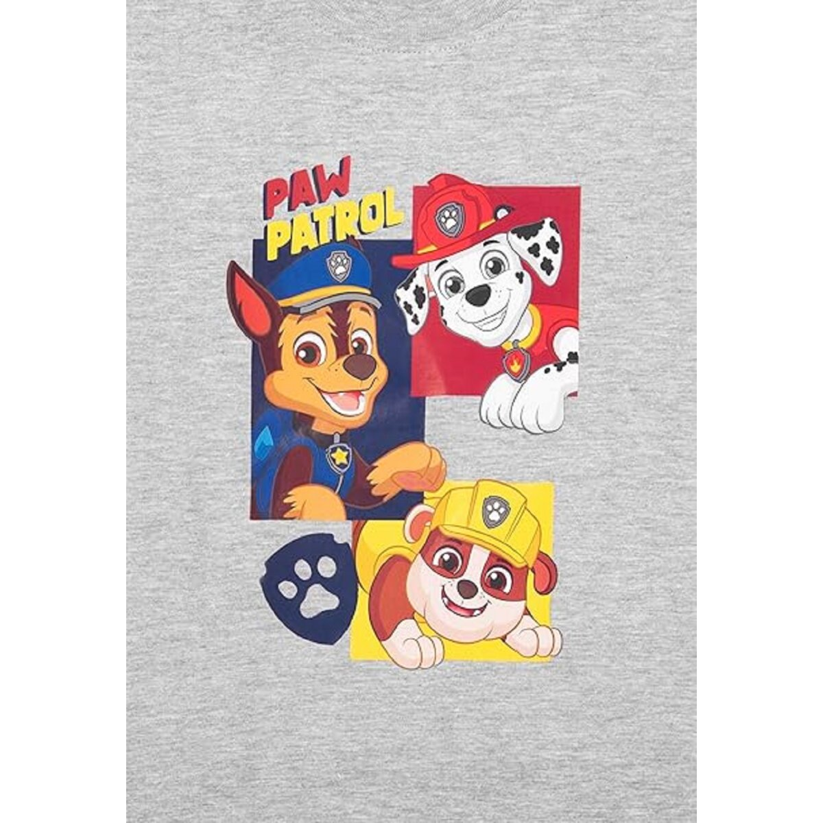 Paw Patrol Grafik auf Grau. Chase, Marshall und Rubble in ihren Uniformen. Pfotenabdruck-Logo unten links.