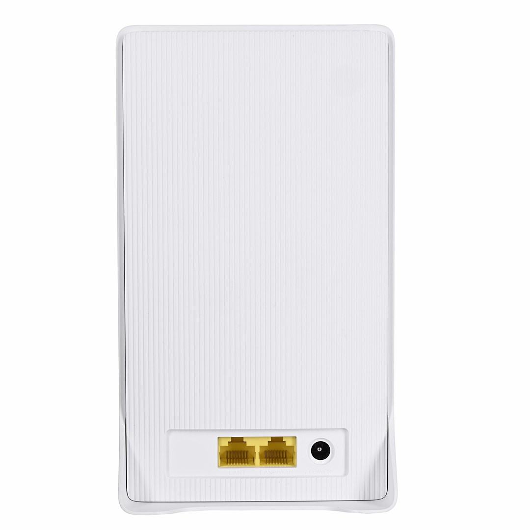 Un router bianco con linee verticali. Ha due porte Ethernet gialle e una porta di alimentazione. Lo sfondo è bianco.