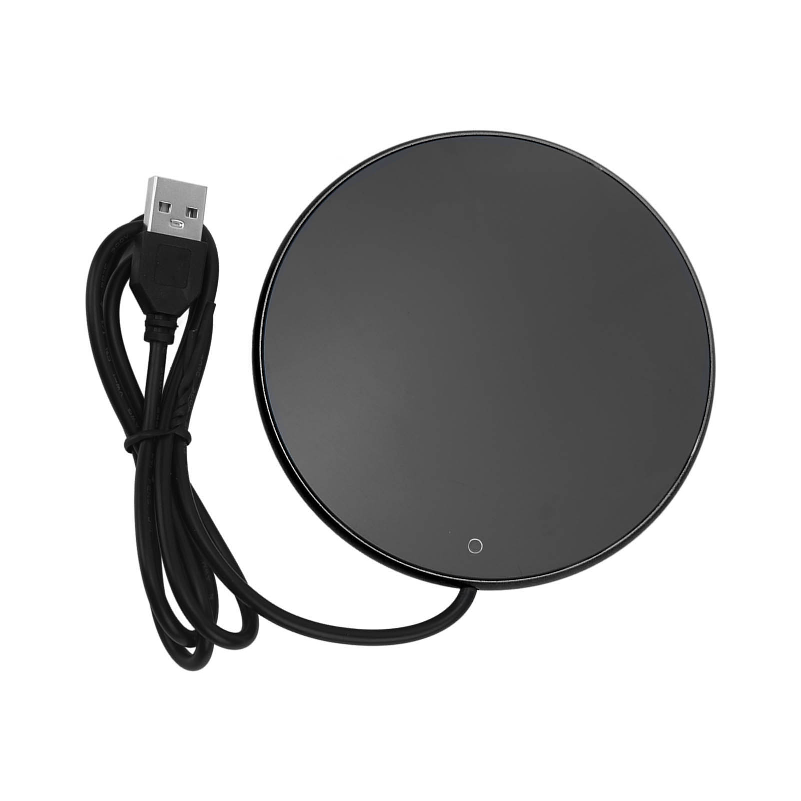 Ein schwarzer, runder USB-Tassenwärmer mit einem schwarzen USB-Kabel. Auf dem Wärmer befindet sich ein kleiner weißer Kreis.