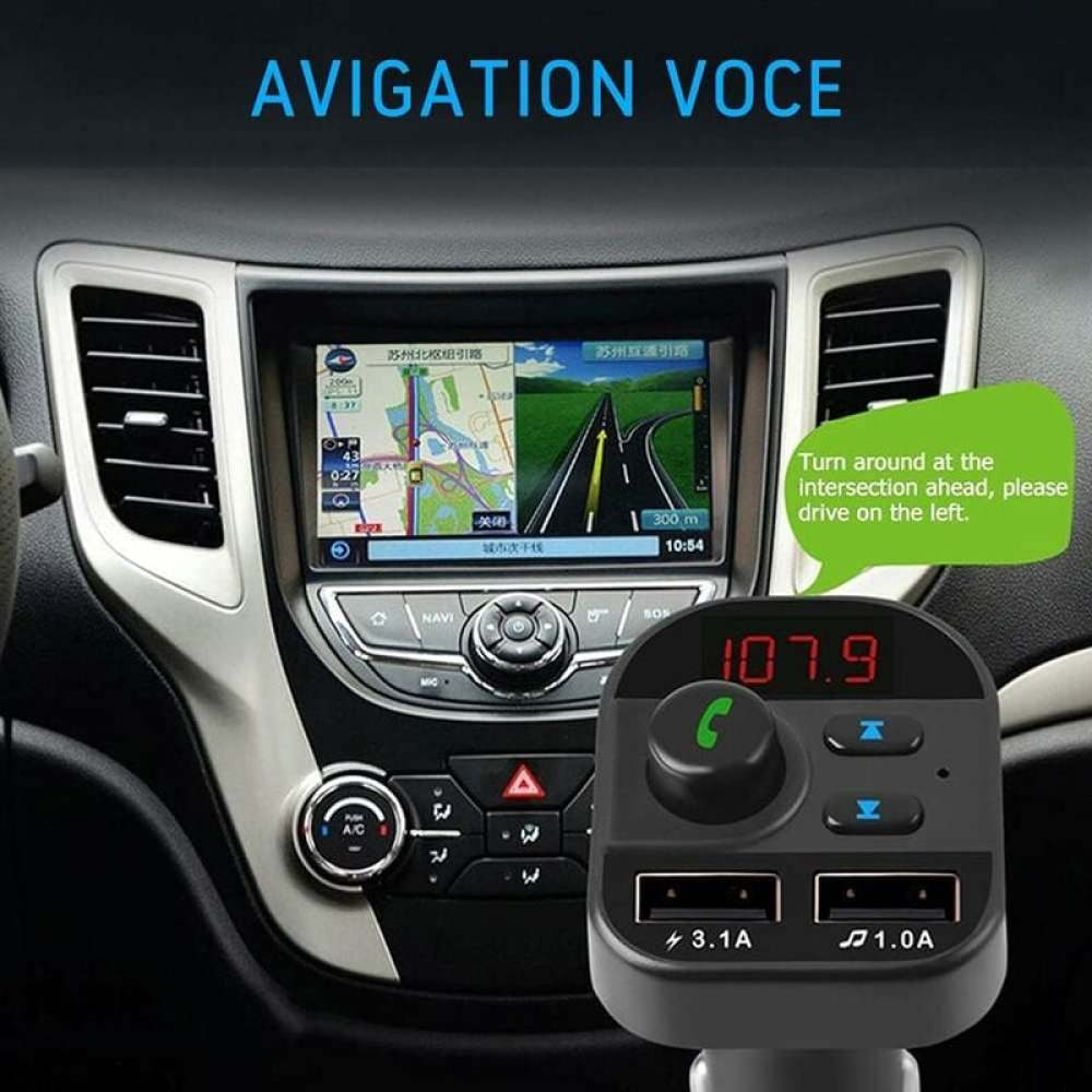 Armaturenbrett mit Navigationsbildschirm und digitaler Anzeige. Eine Sprachausgabe führt den Fahrer.