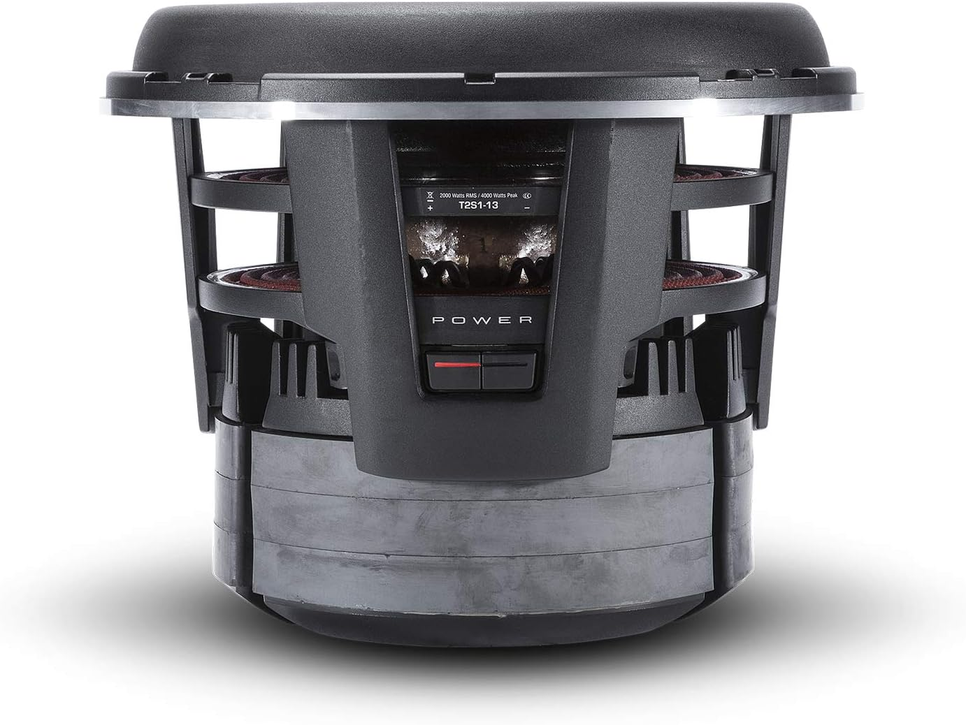 Schwarzer Subwoofer mit Metallakzenten. Er hat einen Power-Knopf und eine Reihe kreisförmiger Komponenten.