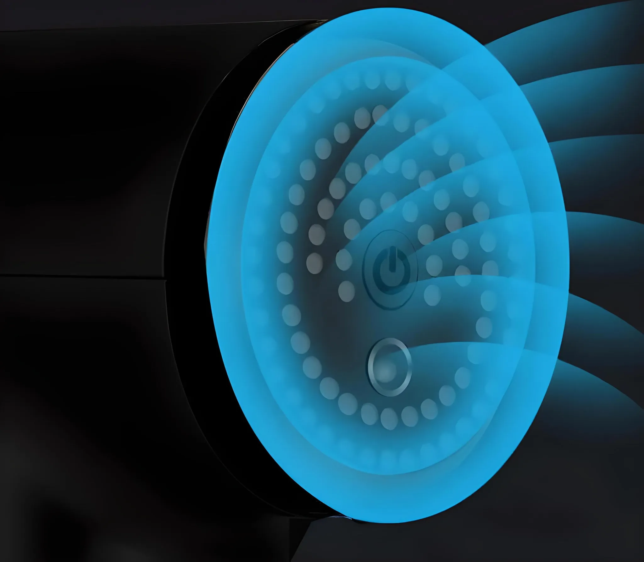 Abstraktes Bild mit blauem, kreisförmigem Design vor schwarzem Hintergrund. Enthält einen Power-Knopf und einen kleineren Knopf.