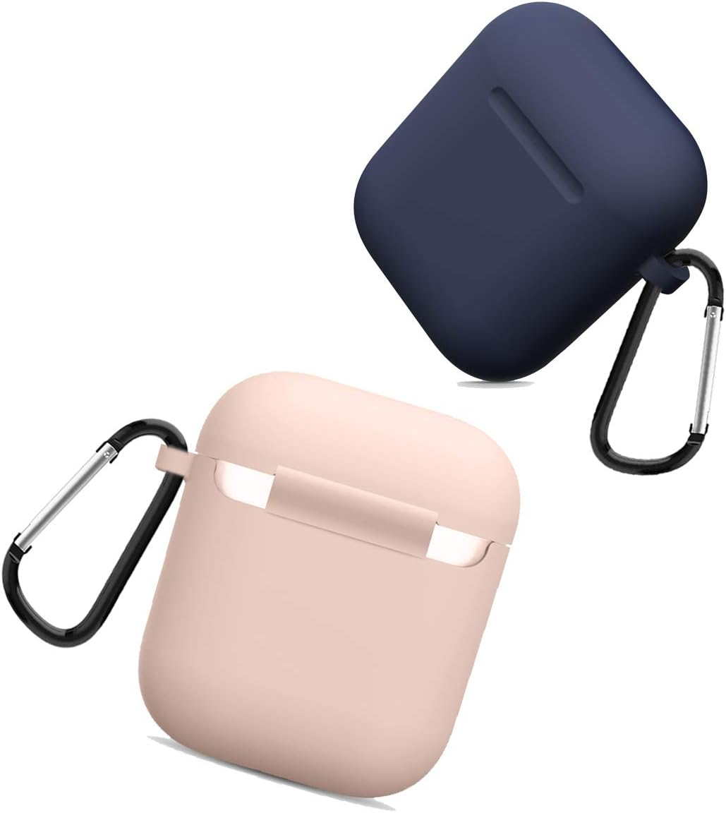 Zwei AirPod-Hüllen; eine ist marineblau, die andere ist zartrosa. Beide haben Karabinerhaken.