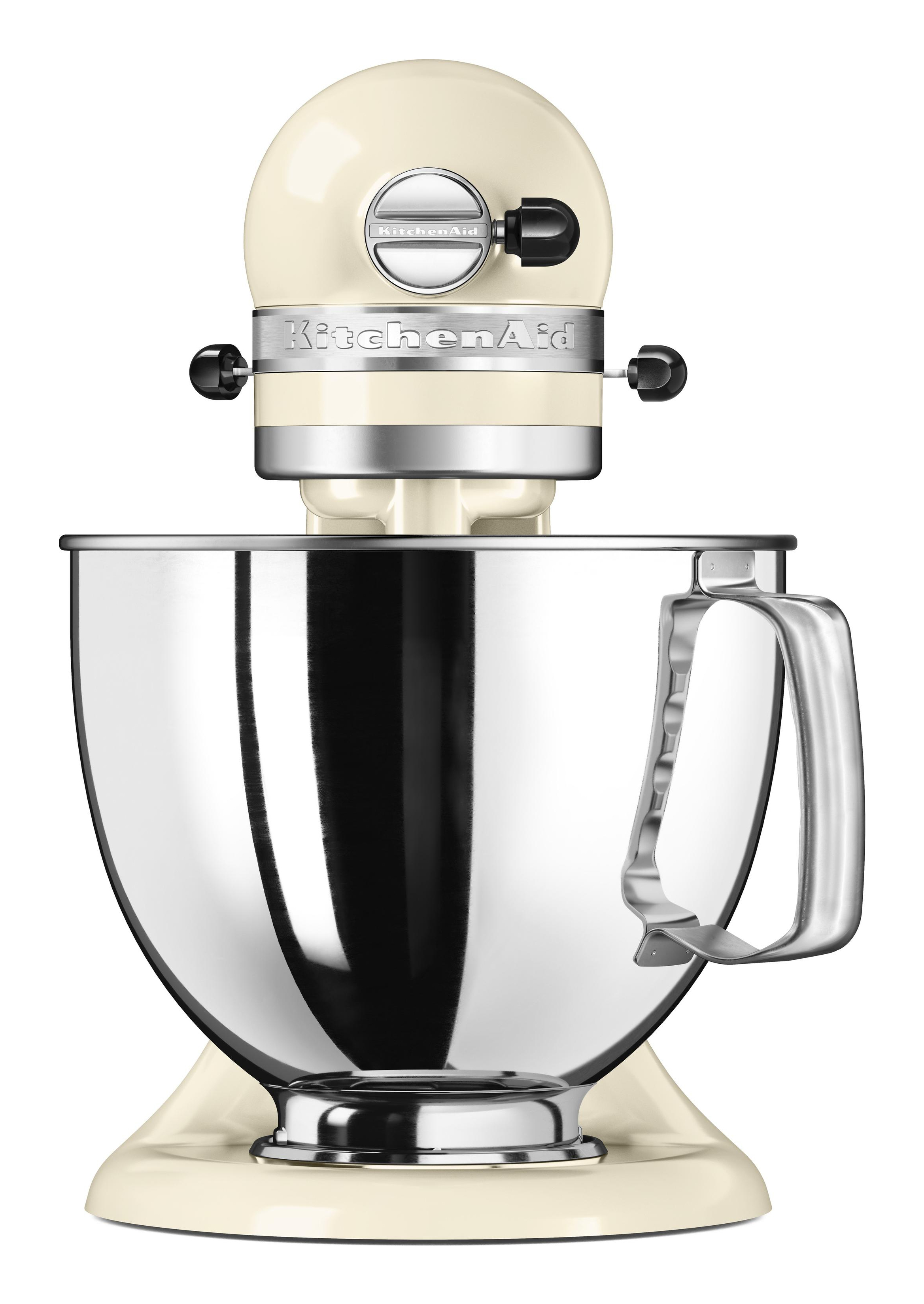 Kremowy mikser stojący KitchenAid z misą ze stali nierdzewnej jest pokazany na białym tle.