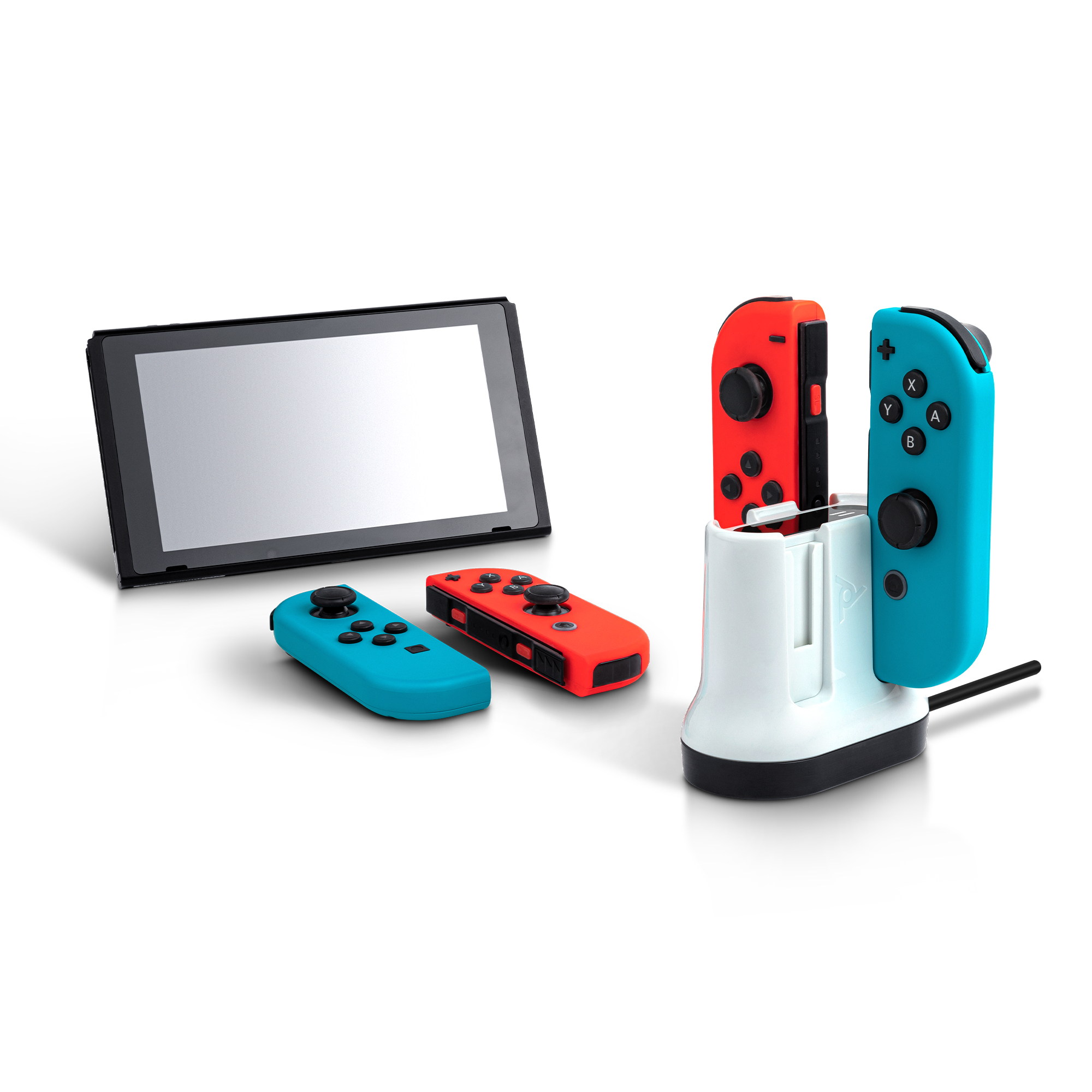 Eine Switch-Konsole, zwei Joy-Cons und eine Ladestation auf weißem Untergrund. Die Joy-Cons sind rot und blau.