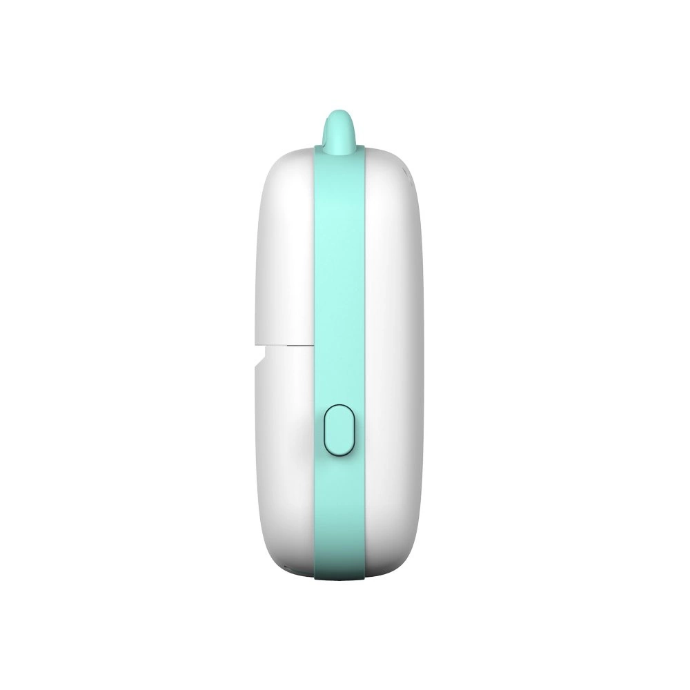 Ein weißes, abgerundetes Gerät mit einem hellblauen Streifen in der Mitte. Es hat einen kleinen Knopf, eine abgerundete Oberseite und einen Schlitz.