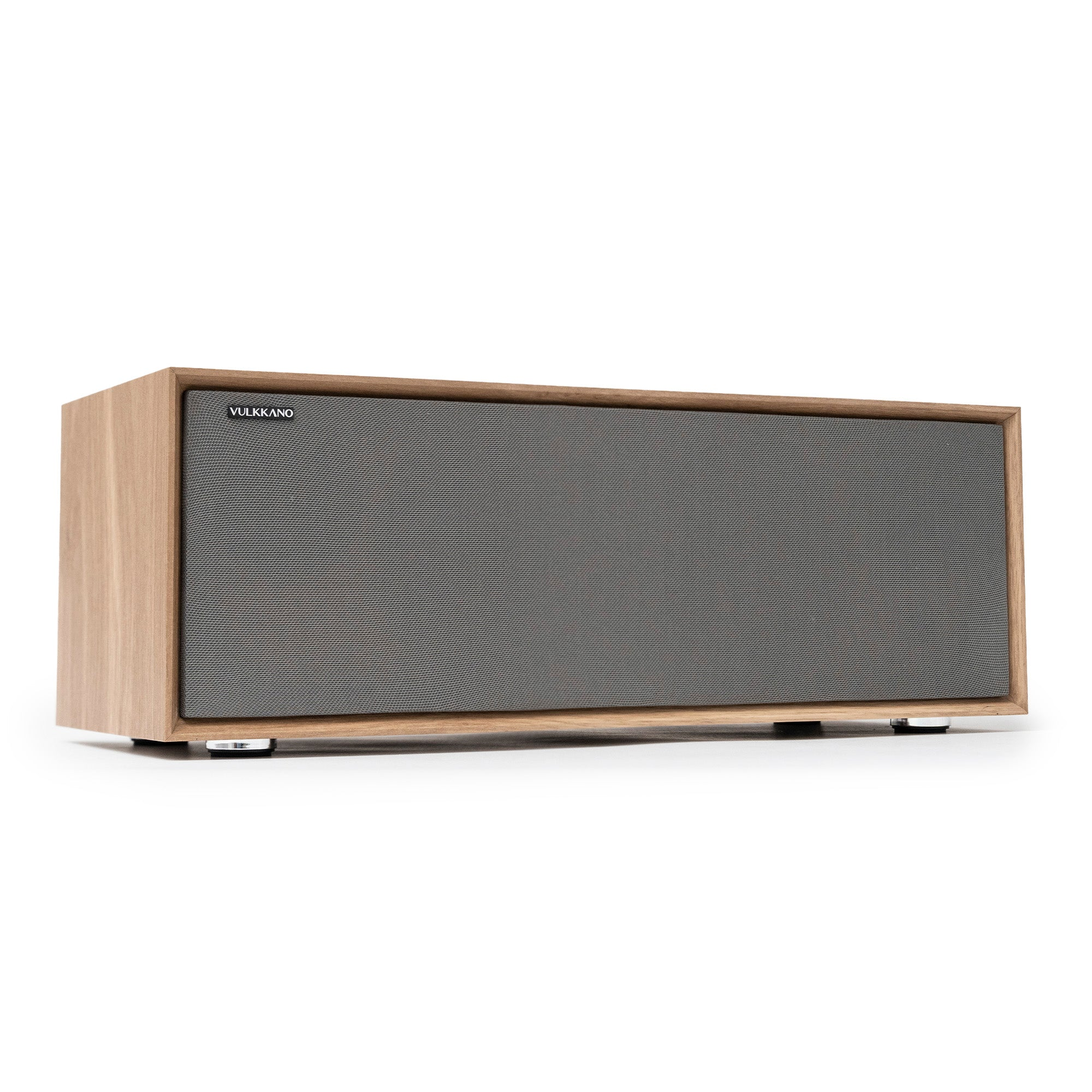 Un altavoz rectangular con marco de madera y frontal de malla gris, con 'VULKKANO' impreso.