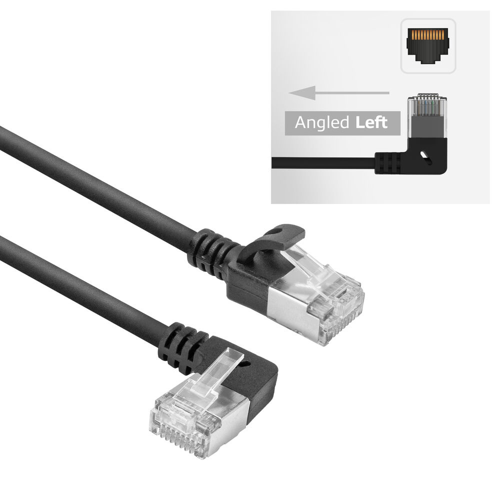 Schwarzes Ethernet-Kabel mit abgewinkeltem linken Stecker. Nahaufnahme des Steckers und Kabels. Weißer Hintergrund.