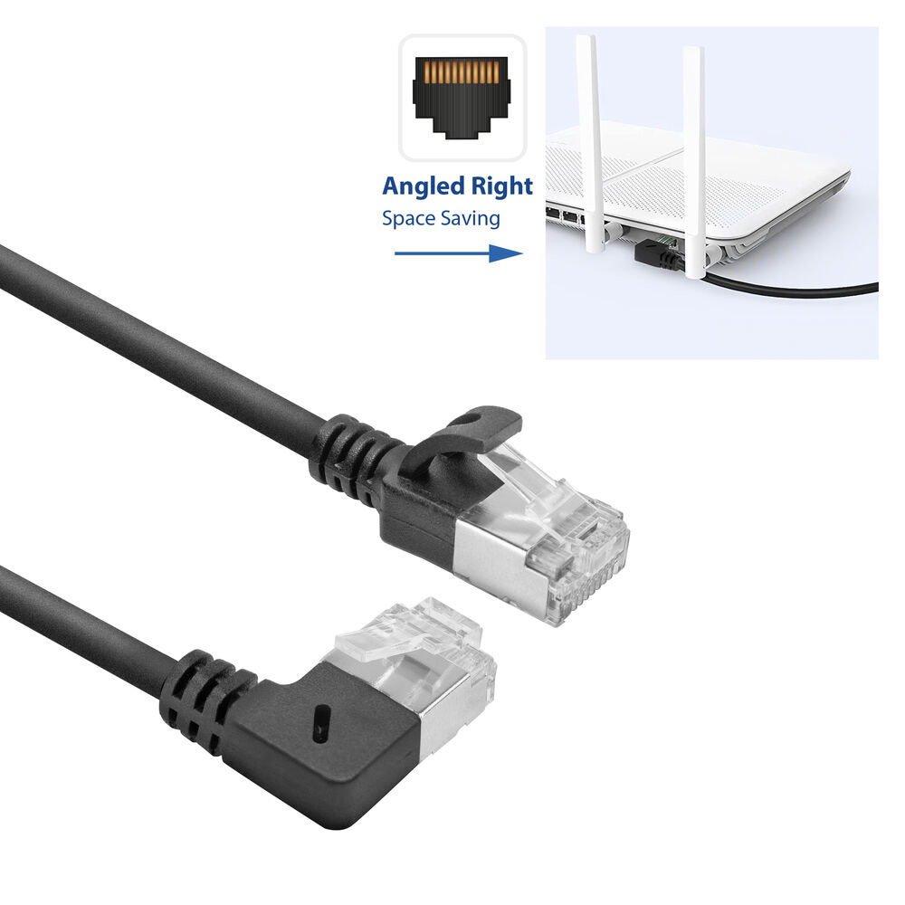 Abgewinkelte Ethernet-Kabelanschlüsse, schwarz, an einen Router mit Antennen angeschlossen. Diagramm zeigt platzsparendes Design.