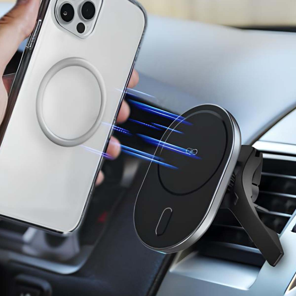 Ein Telefon in einer transparenten Hülle wird in der Nähe eines schwarzen Autotelefonhalters gehalten. Blaue Linien zeigen die magnetische Anziehungskraft an.