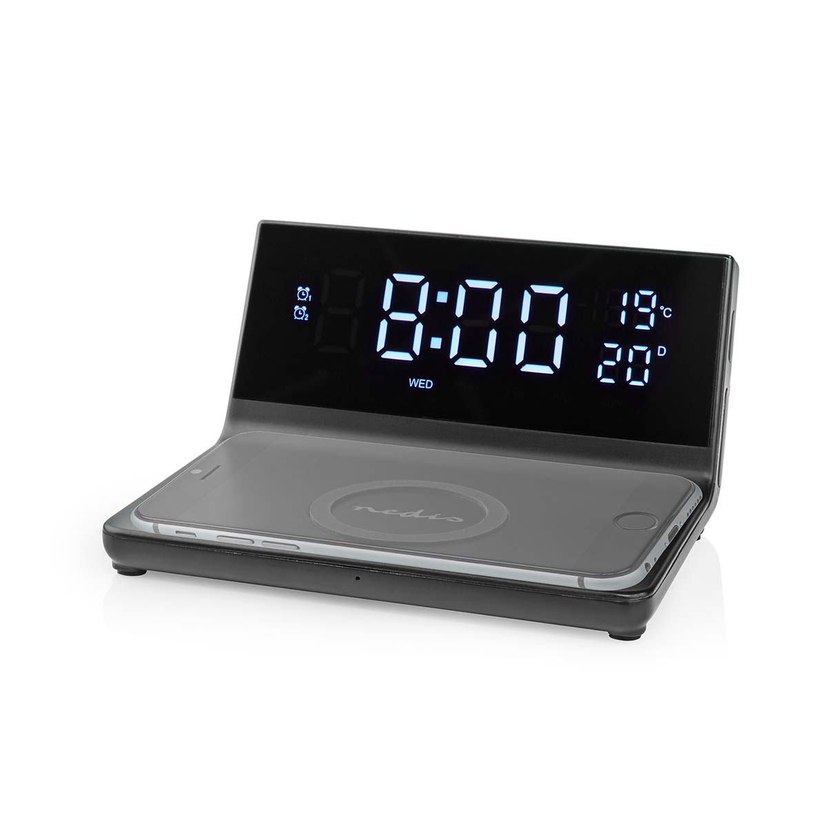 Orologio digitale nero con le 8:00, mercoledì, 19°C e 20°D. Un telefono è sul caricatore wireless.