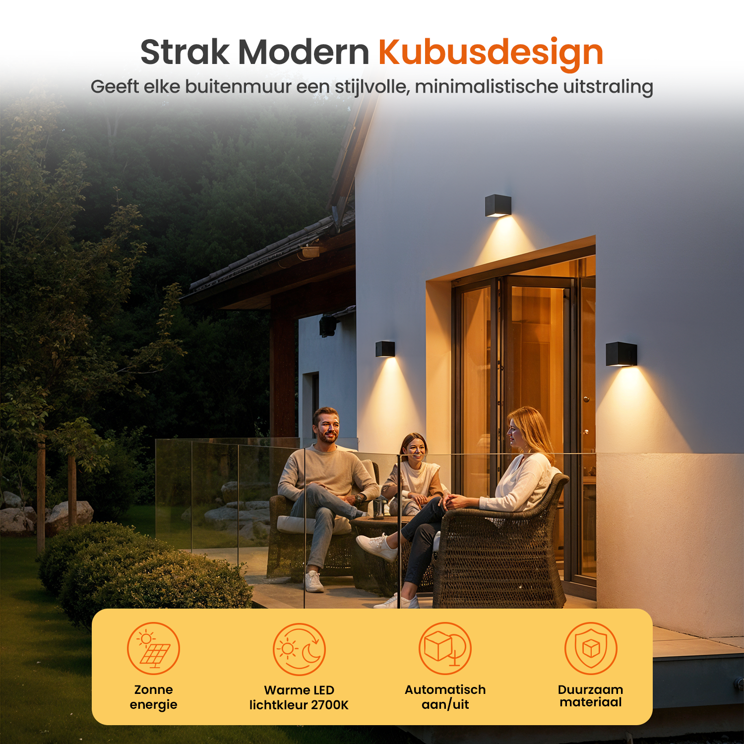 Eine Familie sitzt auf einer Terrasse mit moderner Beleuchtung. Der Text oben lautet 'Strak Modern Kubusdesign'. Icons zeigen Funktionen.