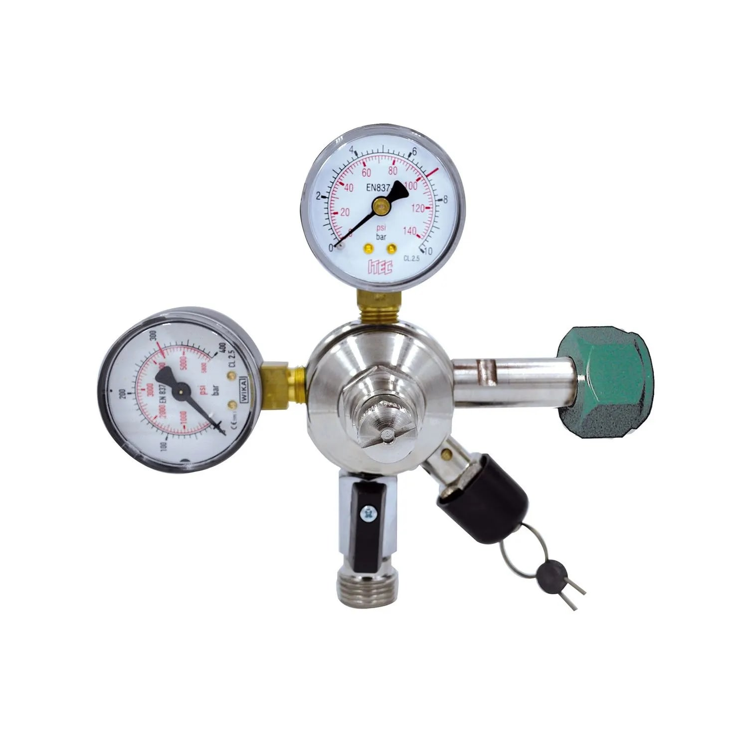 Een drukregelaar met twee meters, zilveren behuizing, groene dop en zwarte sleutel. Meters tonen drukmetingen.