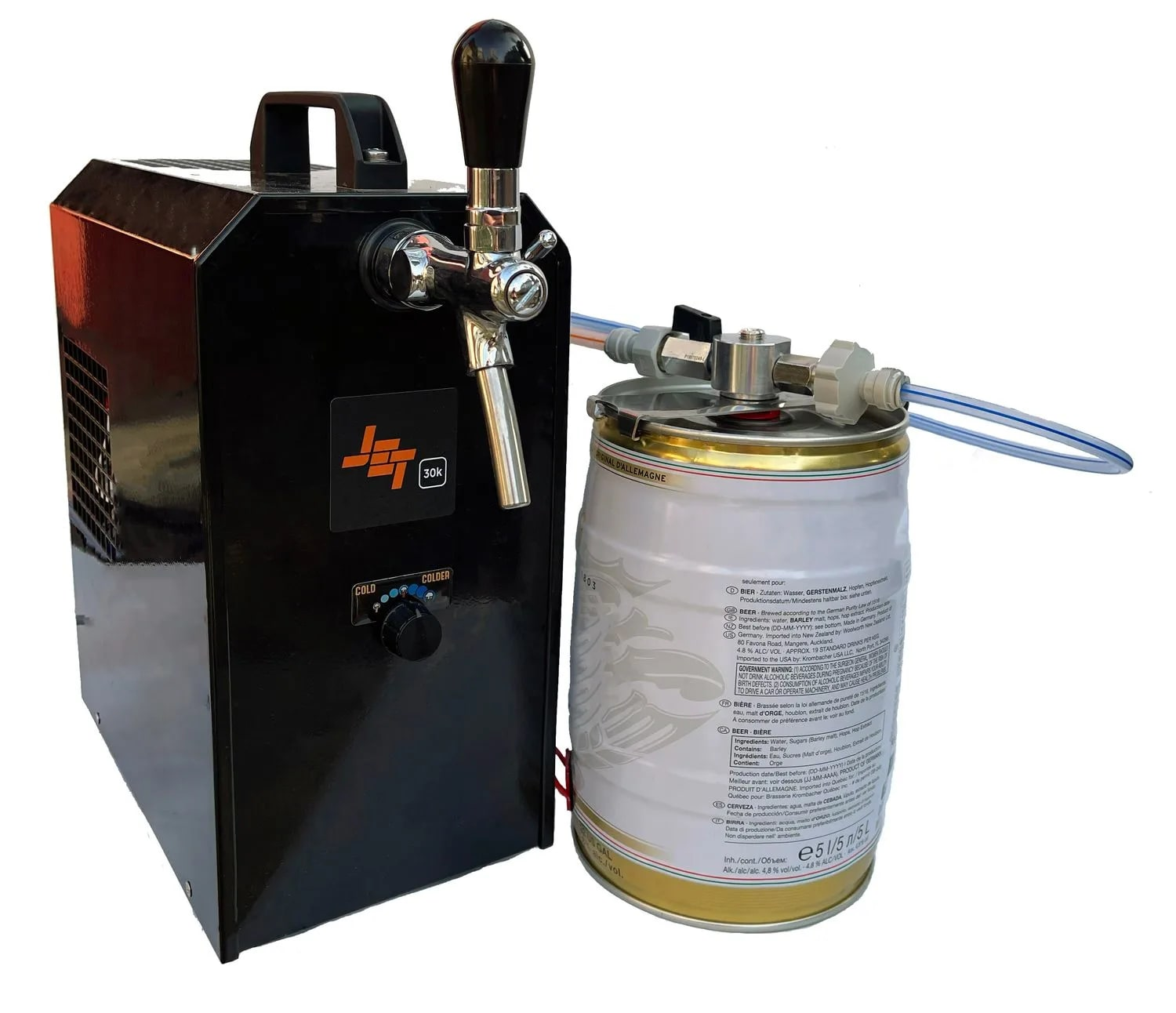 Un sistema di spillatura della birra nero con maniglia, fusto di birra e pannello di controllo del freddo.