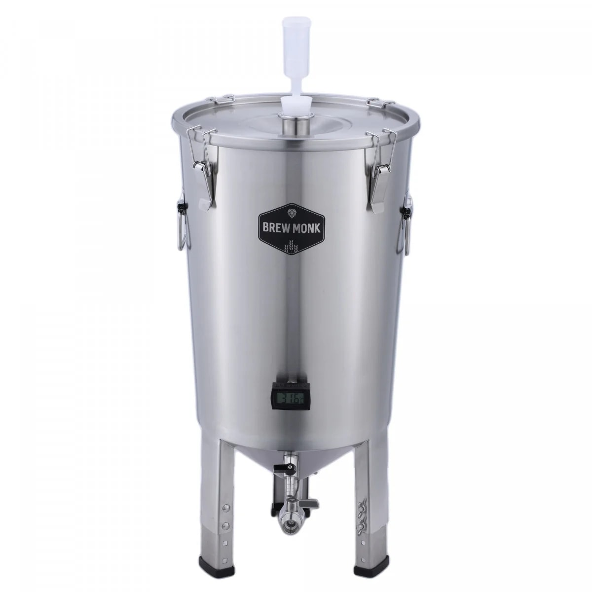Un serbatoio per la produzione di birra in acciaio inossidabile con coperchio, valvola e display digitale. Ha uno sfiato in alto e si trova su uno sfondo bianco.