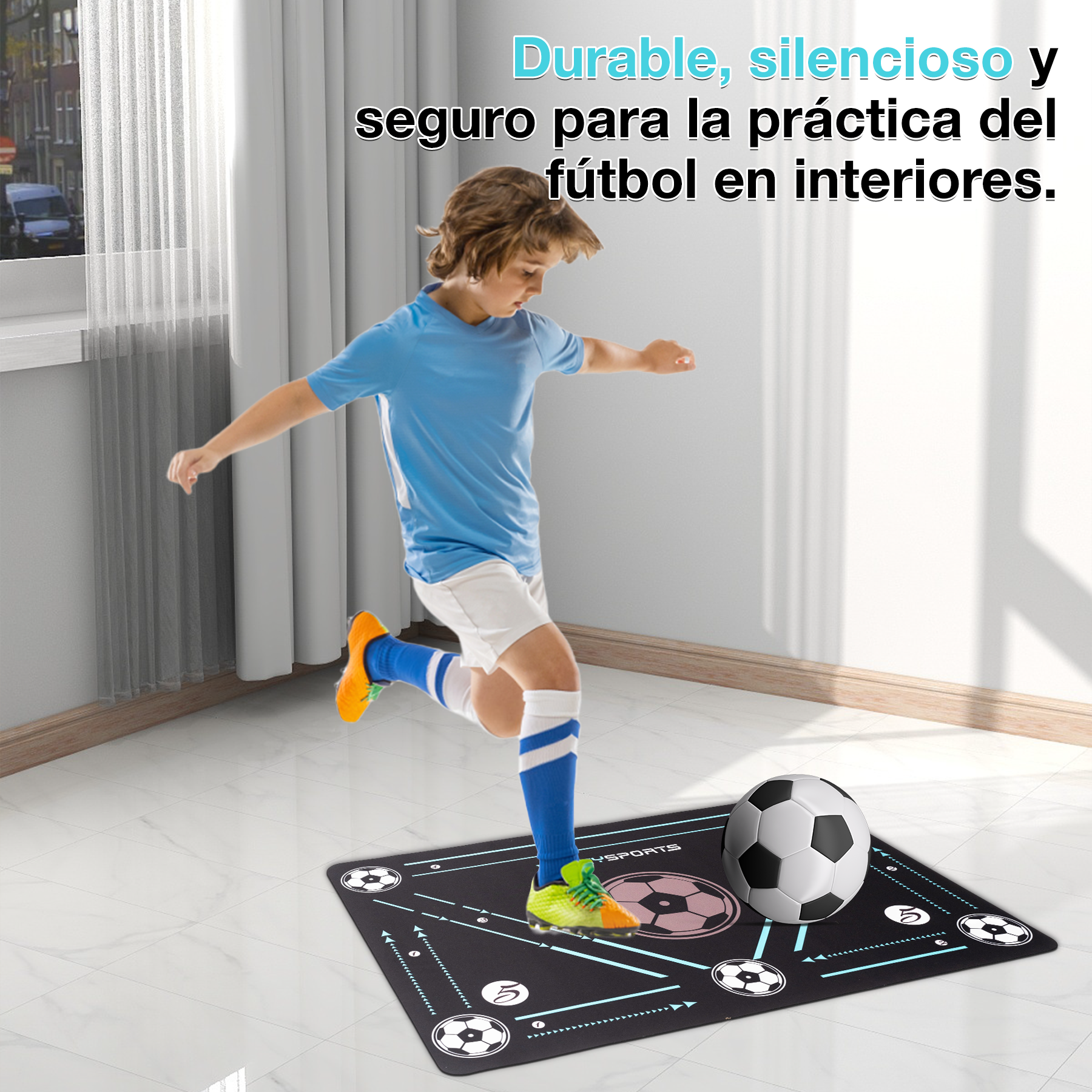 Un niño pateando un balón de fútbol sobre una alfombra. La alfombra y el balón están en un suelo embaldosado.