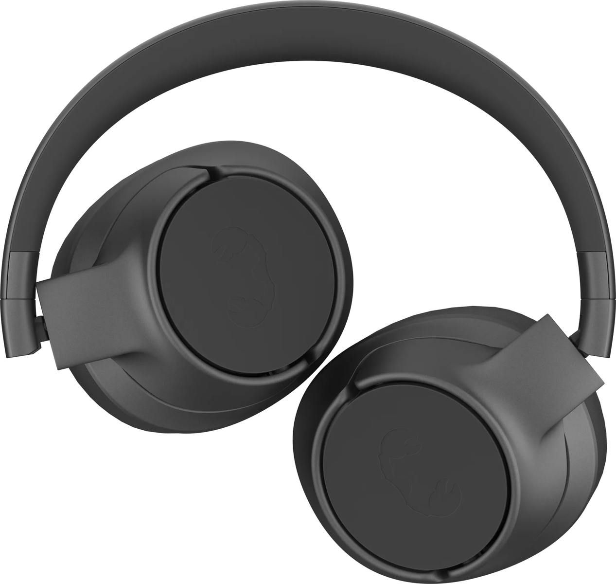 Para czarnych słuchawek z zakrzywionym pałąkiem i okrągłymi nausznicami. Każdy nausznik ma logo. Tło jest białe.