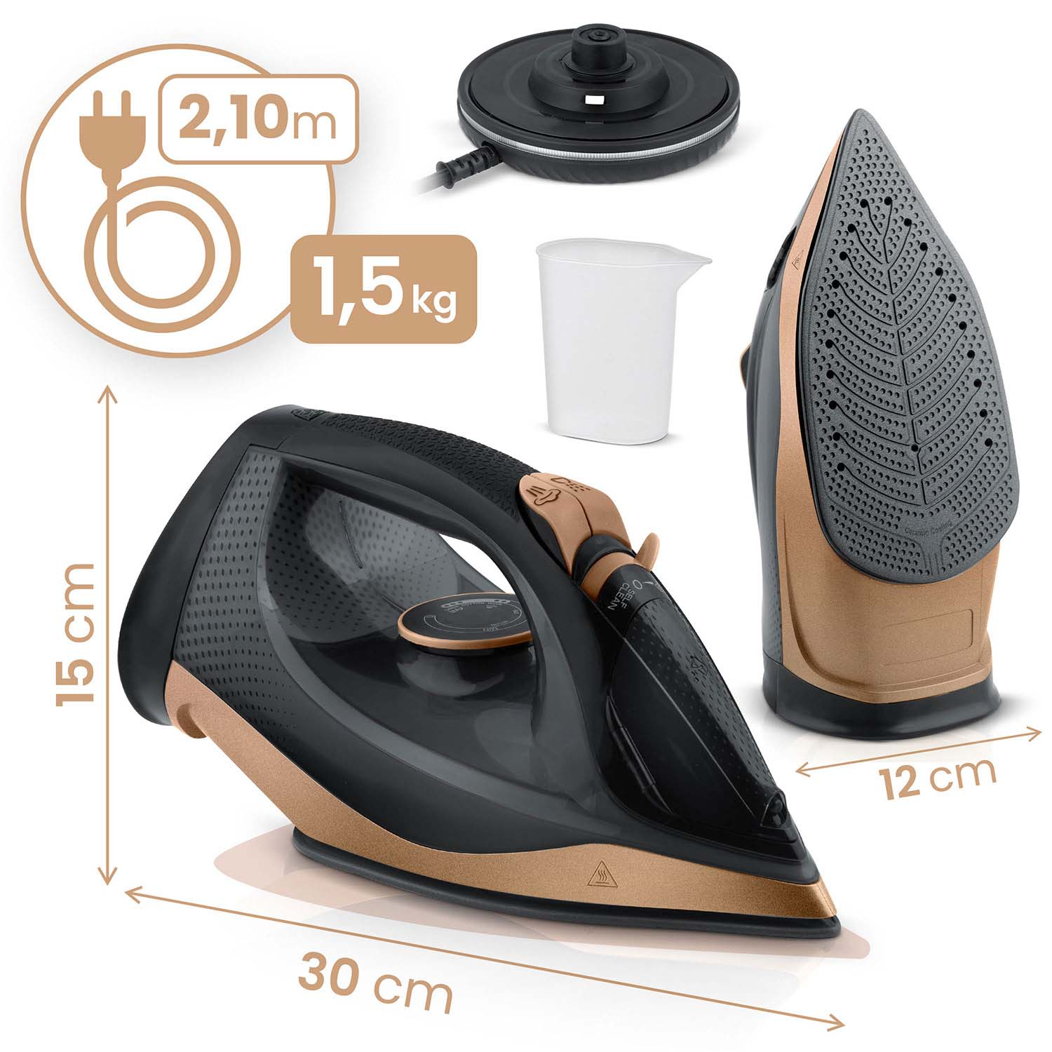 Żelazko z podstawą, pojemnikiem na wodę i podstawą ładującą. Widoczne są również wymiary i specyfikacje.