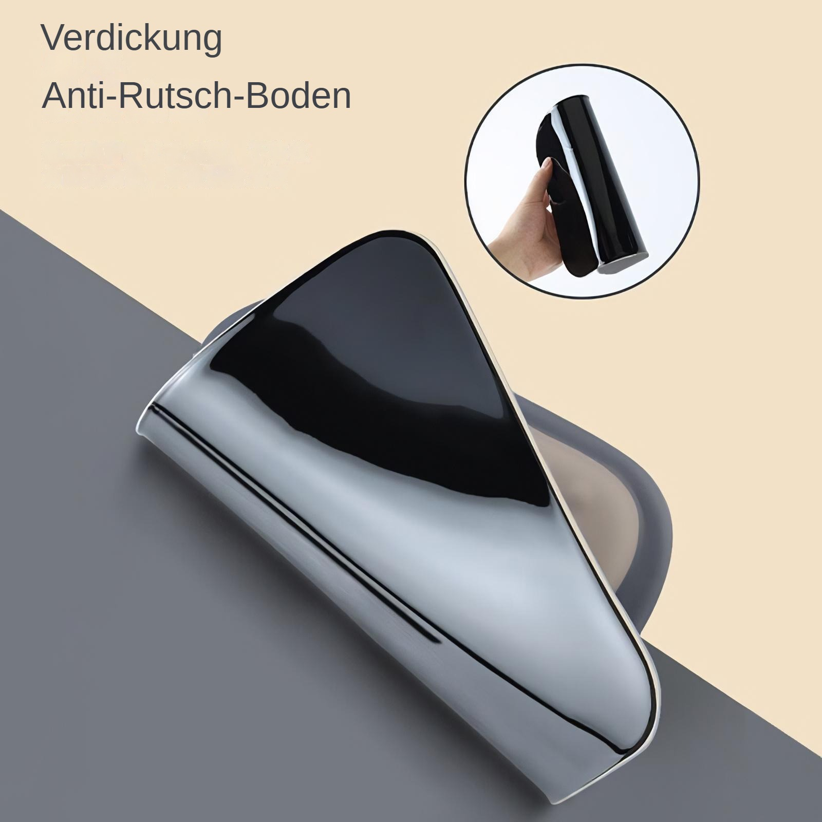 Ein glänzendes schwarzes Objekt mit weißem Rand. Eine Hand hält ein kleineres, ähnliches Objekt in einem Kreis. Beige und grauer Hintergrund.