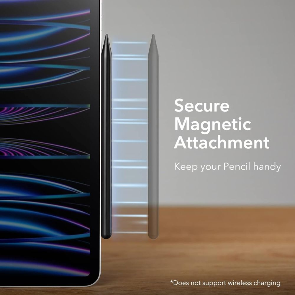 Das Bild zeigt einen schwarzen Stift, der magnetisch an einem Tablet befestigt ist. Der Text lautet 'Secure Magnetic Attachment'. Hintergrund ist unscharf.