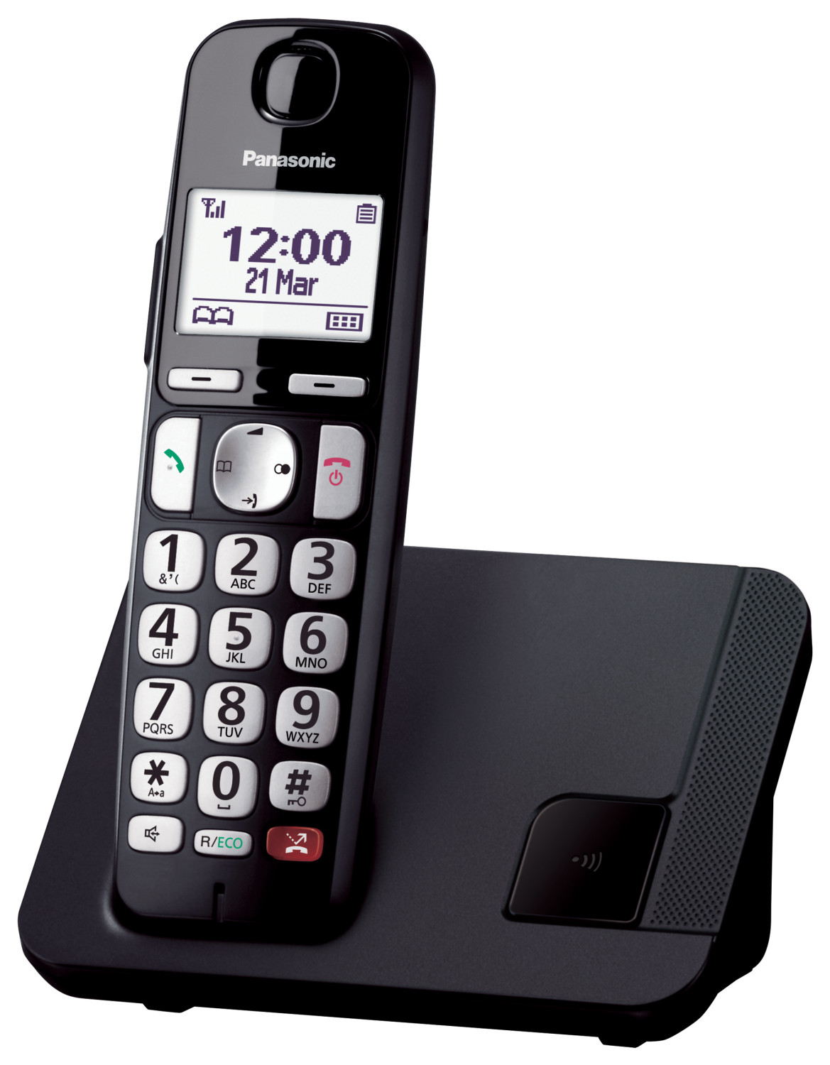 Un telefono cordless Panasonic nero è sulla sua base. Il telefono ha uno schermo che mostra ora e data, con tasti numerici grandi.