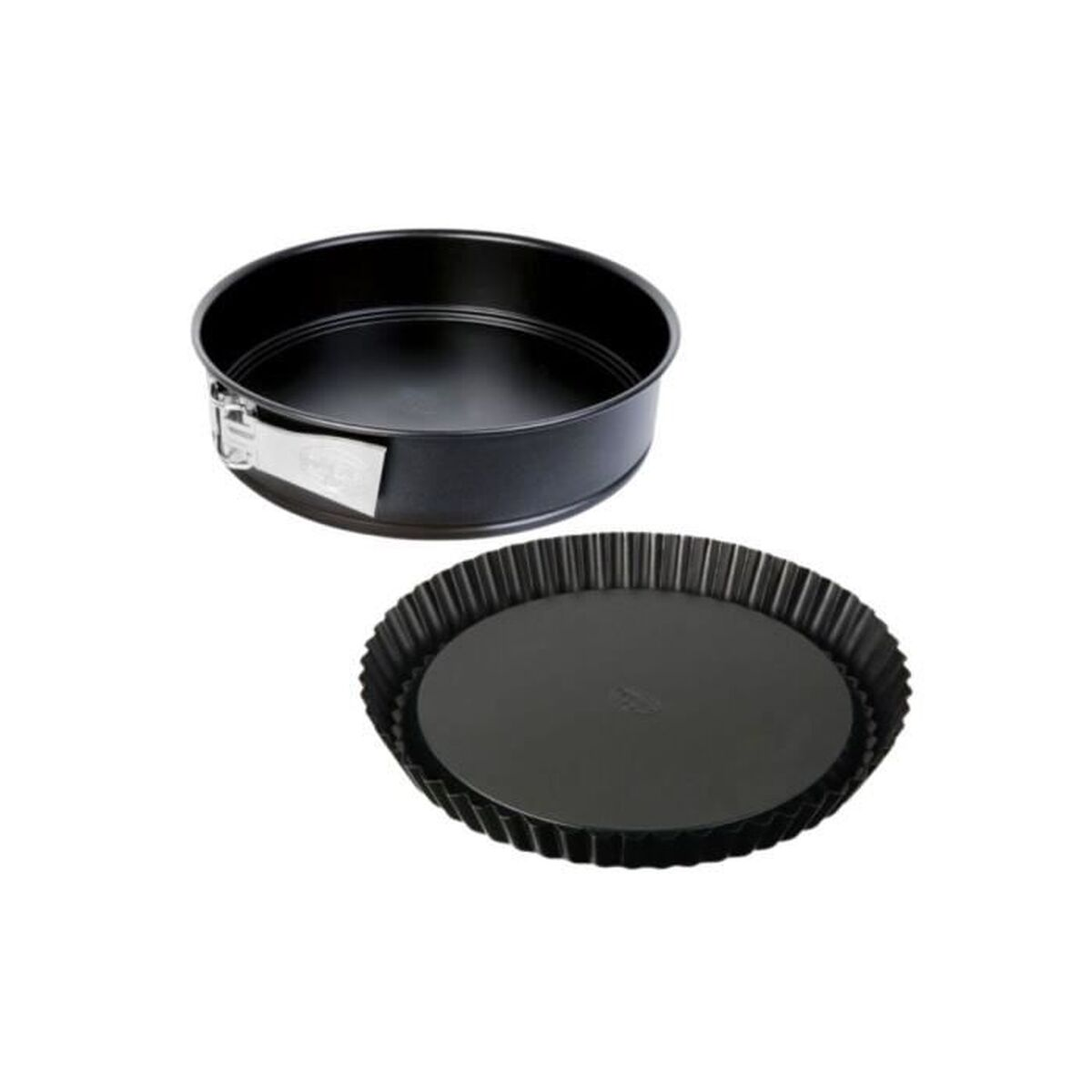 Zwei schwarze Backformen werden gezeigt. Eine ist eine runde Springform, die andere eine geriffelte Tarteform. Beide sind leer.