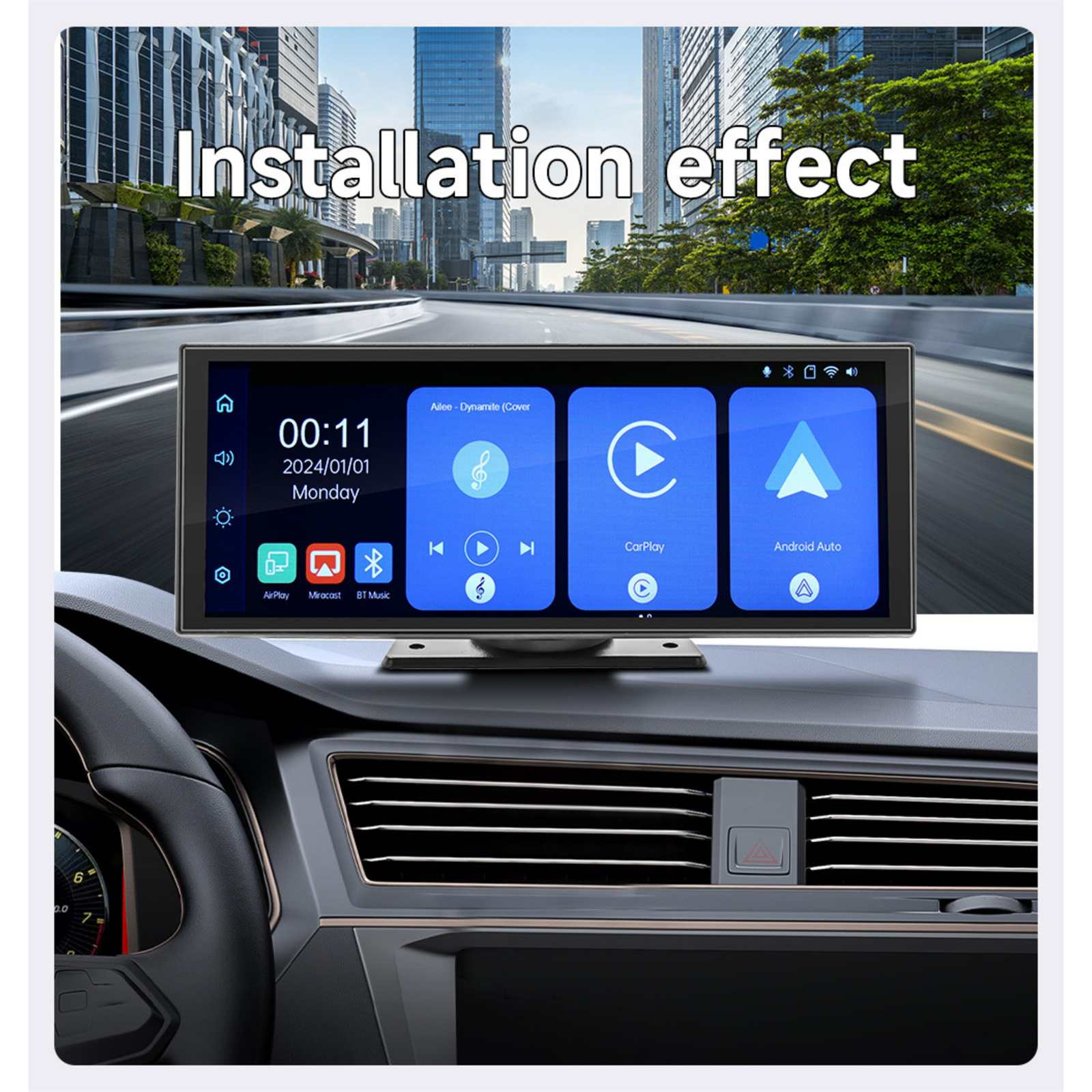 Auto-Armaturenbrett mit Multimedia-Bildschirm, der Zeit, Datum und App-Symbole anzeigt, mit Stadtkulisse.