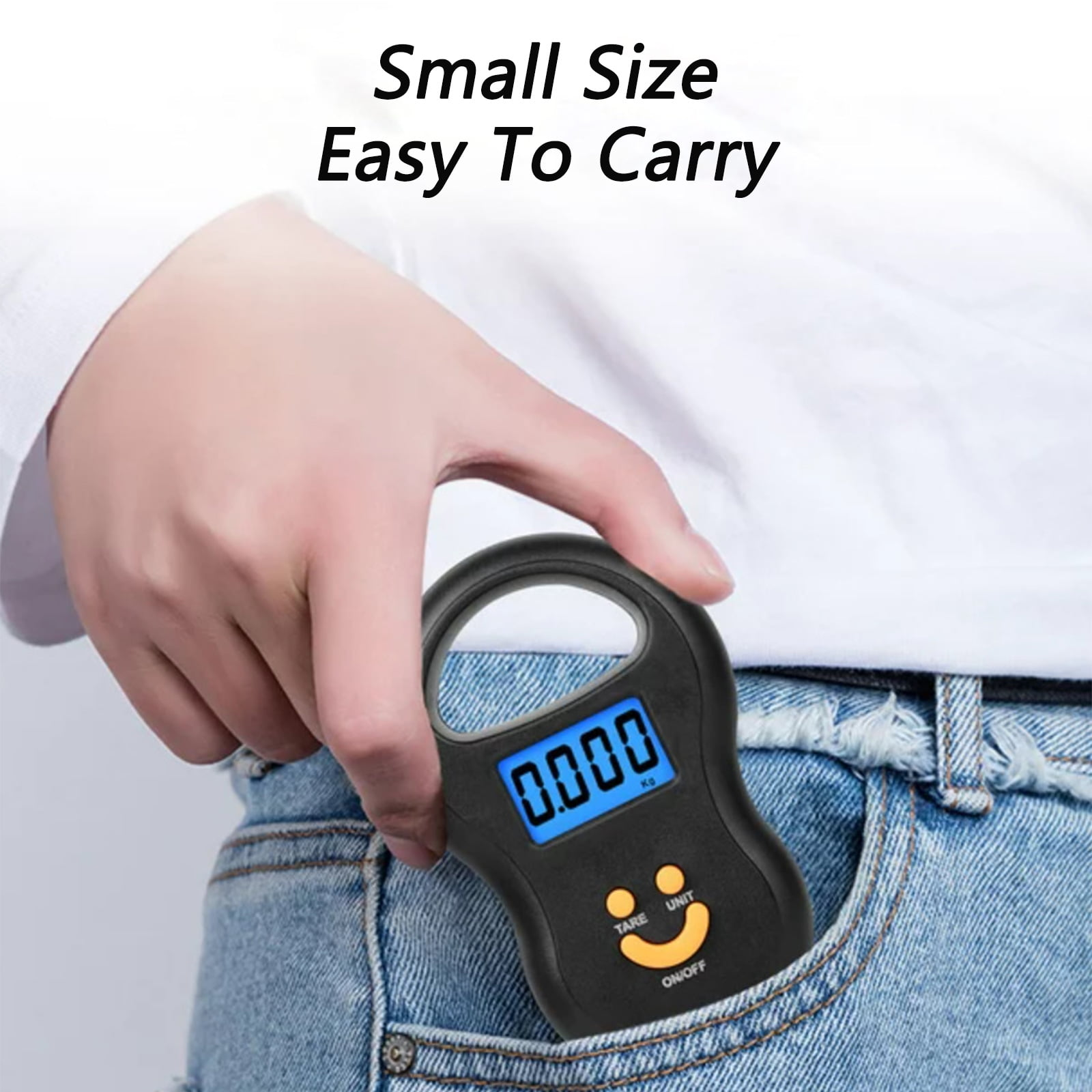Eine Person hält eine schwarze Digitalwaage in der Tasche. Die Waage zeigt 0,000 kg an.