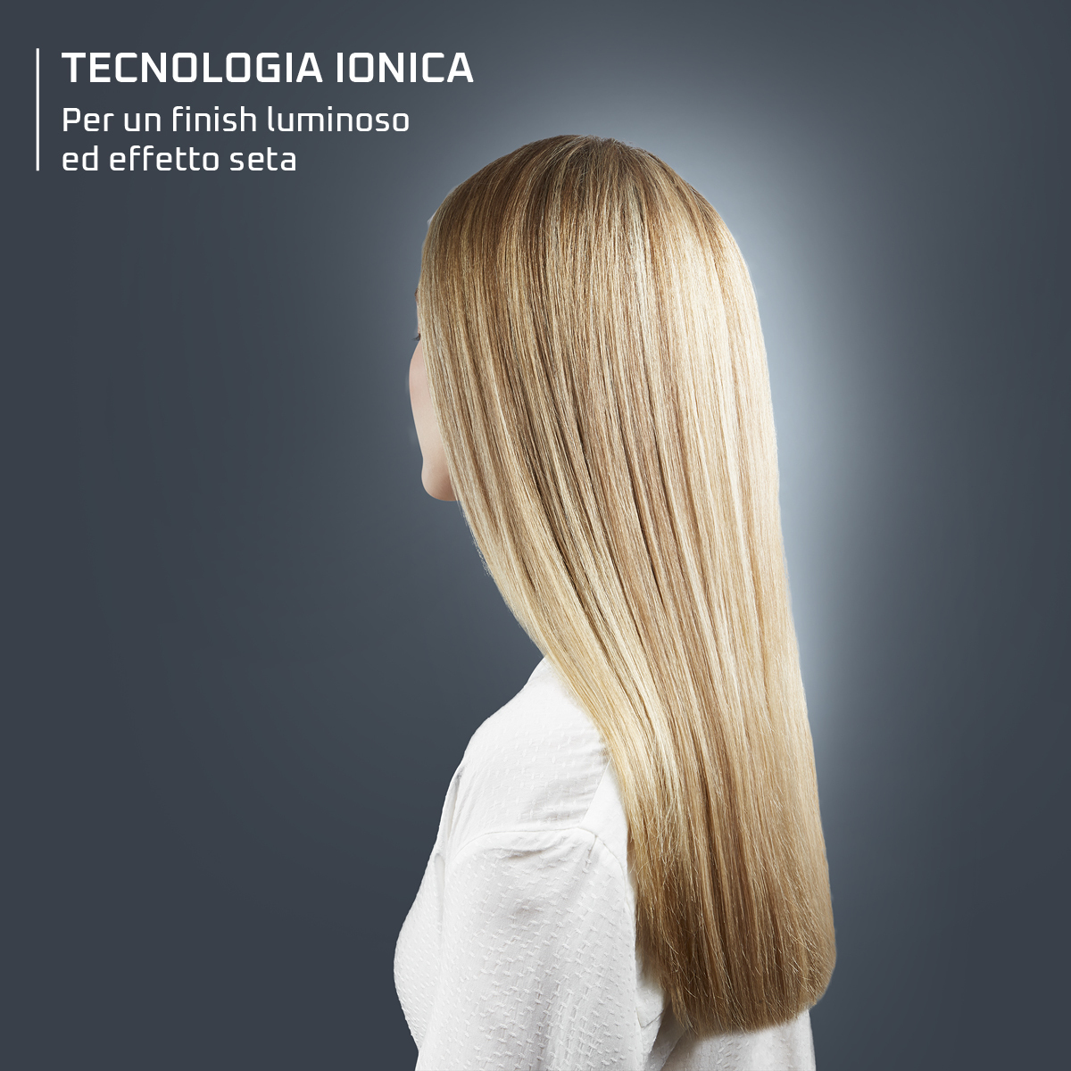 Kobieta z długimi, prostymi blond włosami. Ma na sobie biały top. Tło jest ciemnoszare z tekstem: Technologia jonowa.