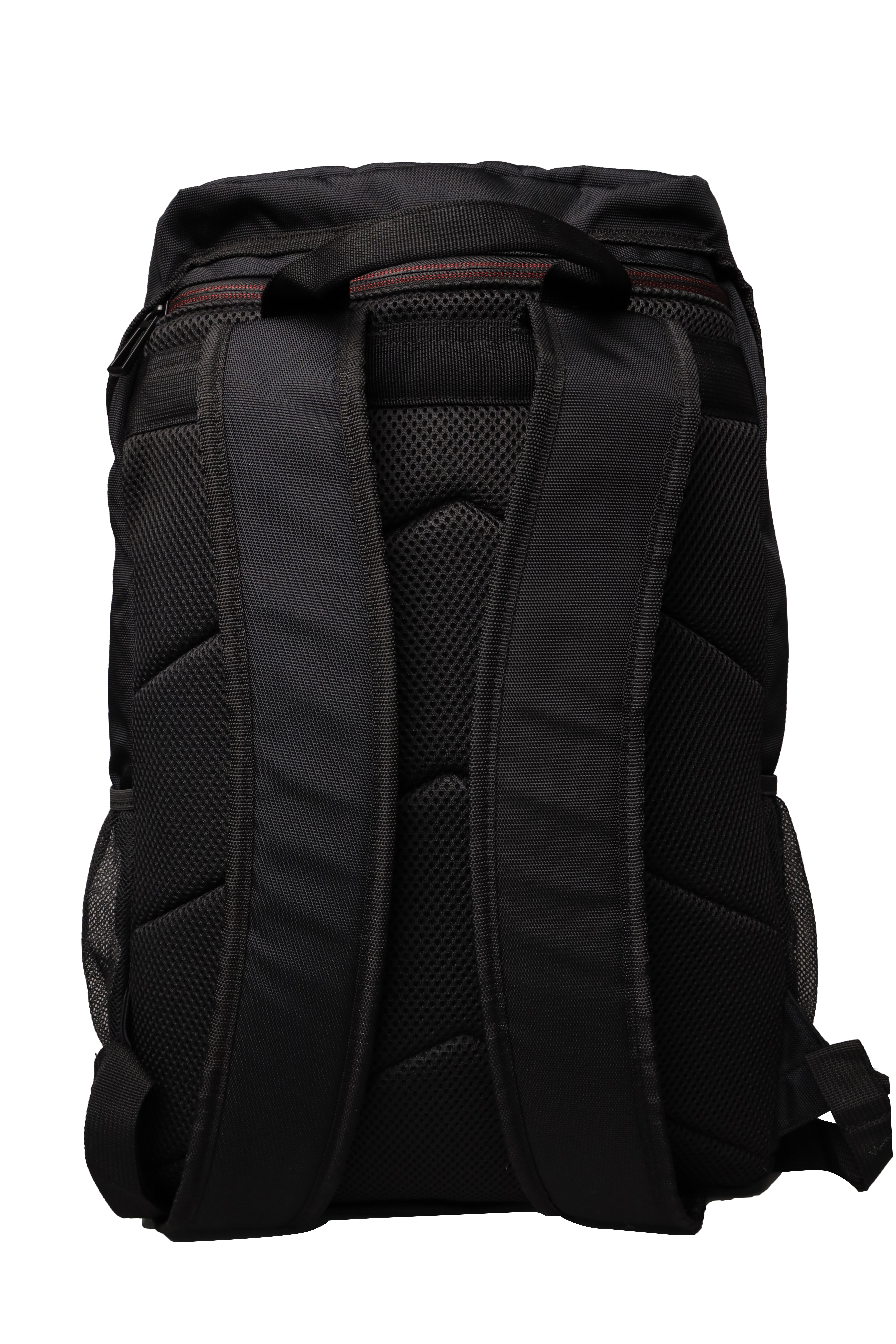 Schwarzer Rucksack auf weißem Hintergrund. Mit gepolsterten Trägern, Mesh-Rücken und einem oberen Griff. Es hat mehrere Fächer.