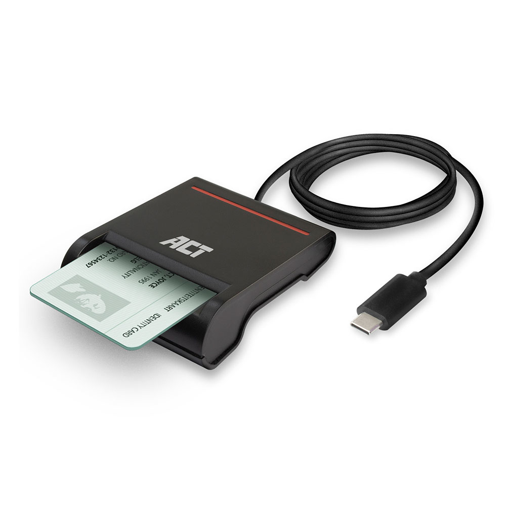 Ein schwarzes Kartenlesegerät mit einer grünen ID-Karte. Ein schwarzes Kabel ist angeschlossen. Der Hintergrund ist weiß.