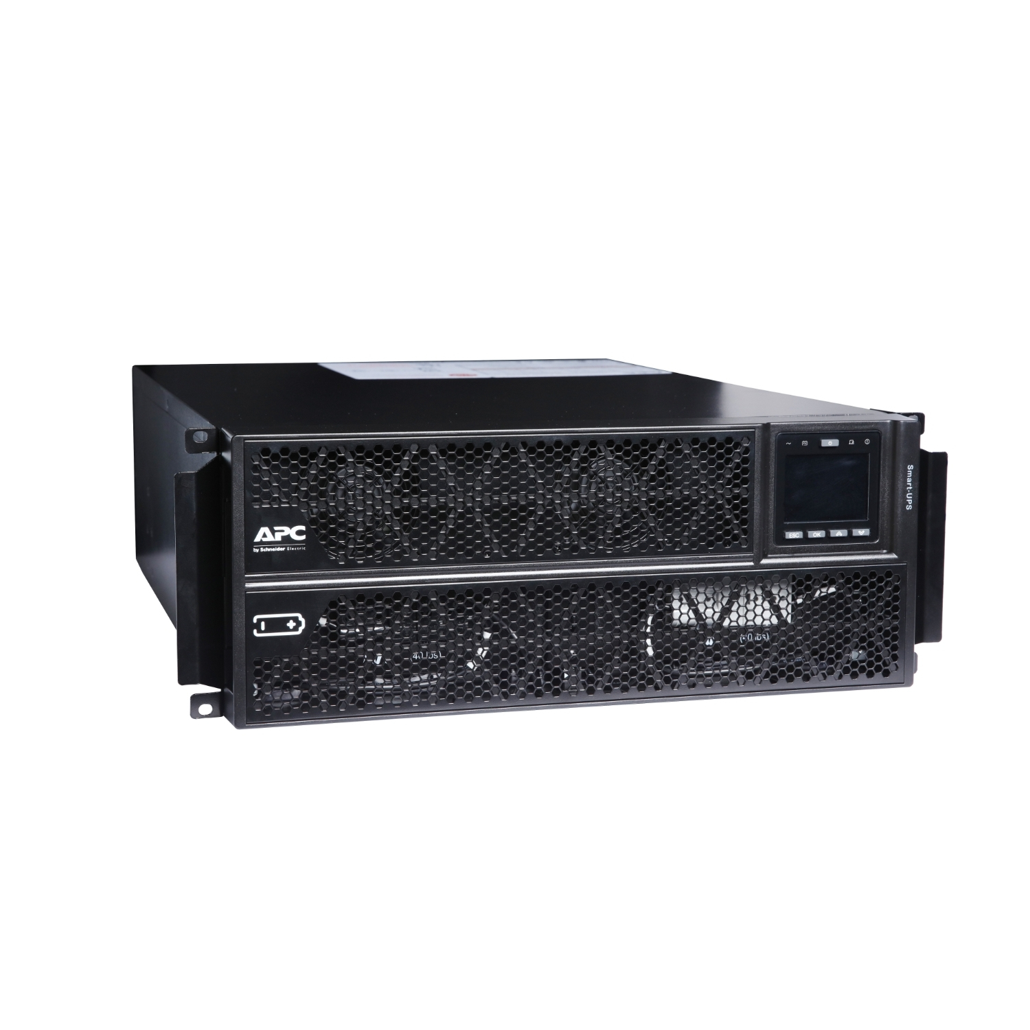 Un dispositivo APC Smart-UPS negro con rejillas de ventilación, una pantalla y el logotipo de APC. Está sobre un fondo blanco.